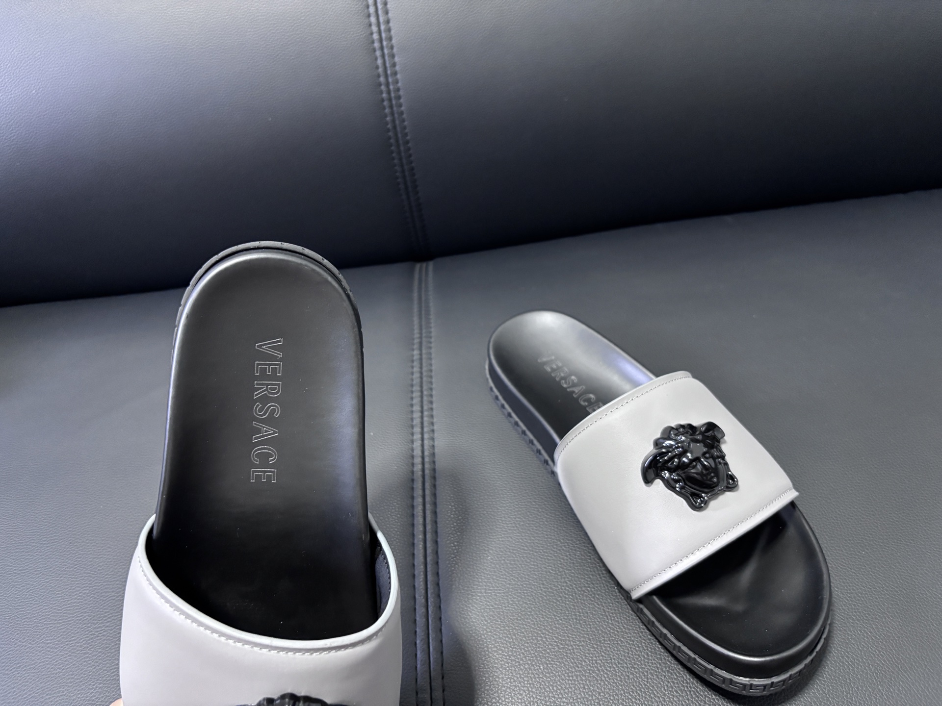 Versace Style Leather Men's Shoes style reference detail image 5 from source 781476