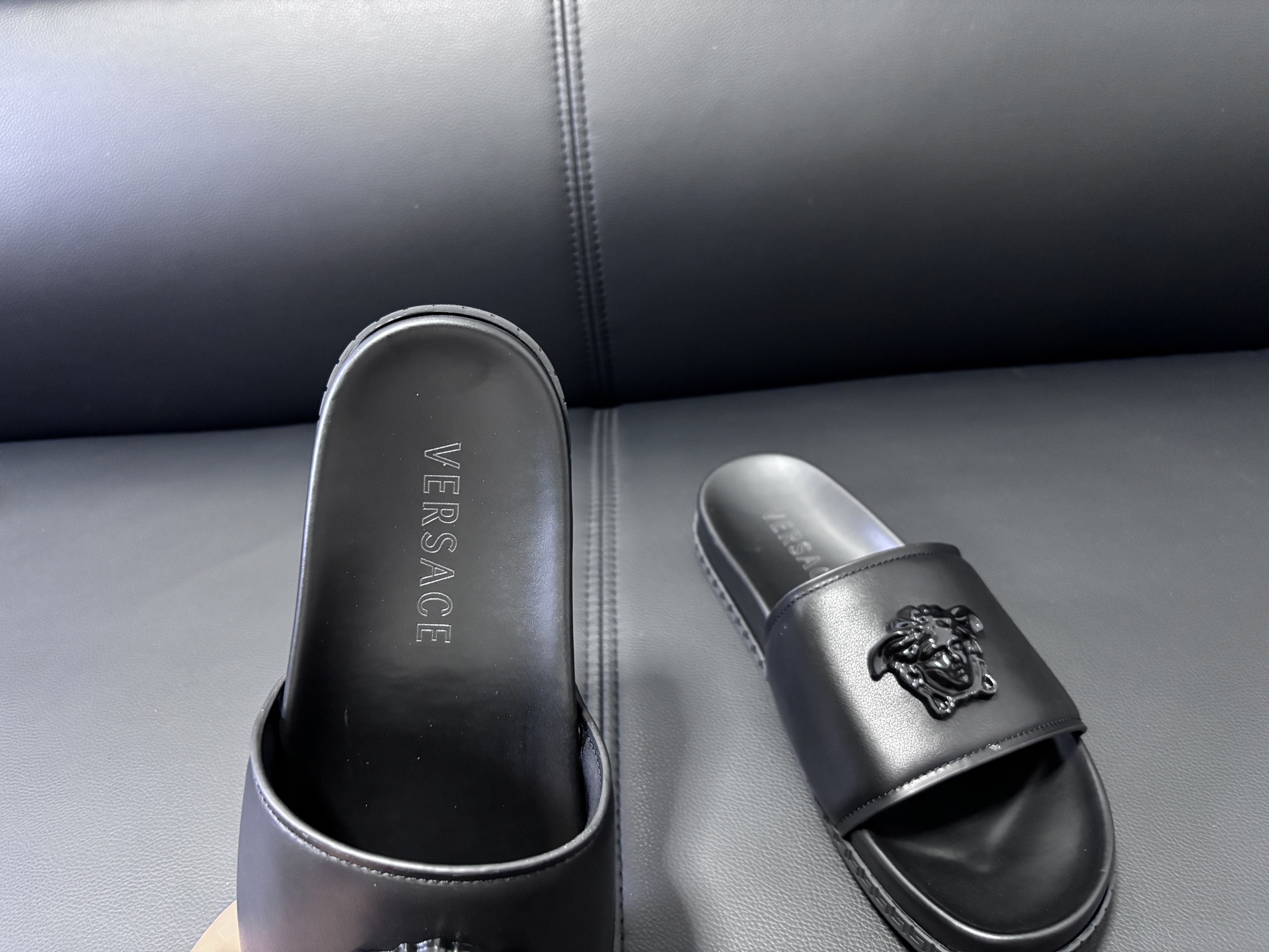 Versace Style Leather Men's Shoes style reference detail image 5 from source 781473