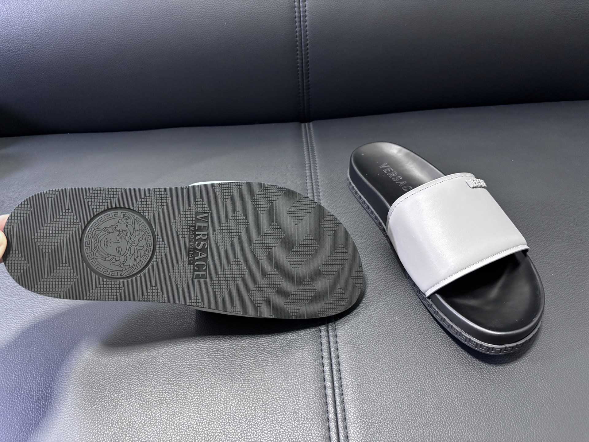 Versace Style Leather Men's Shoes style reference detail image 4 from source 781477