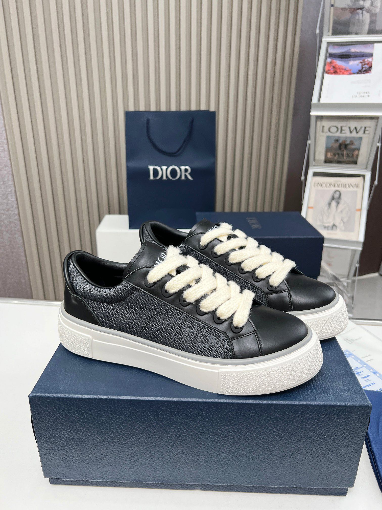 Precio real de fábrica $ DIOR Dior B33 deportivas de piel de vacuno lisa negra y parte superior con 
