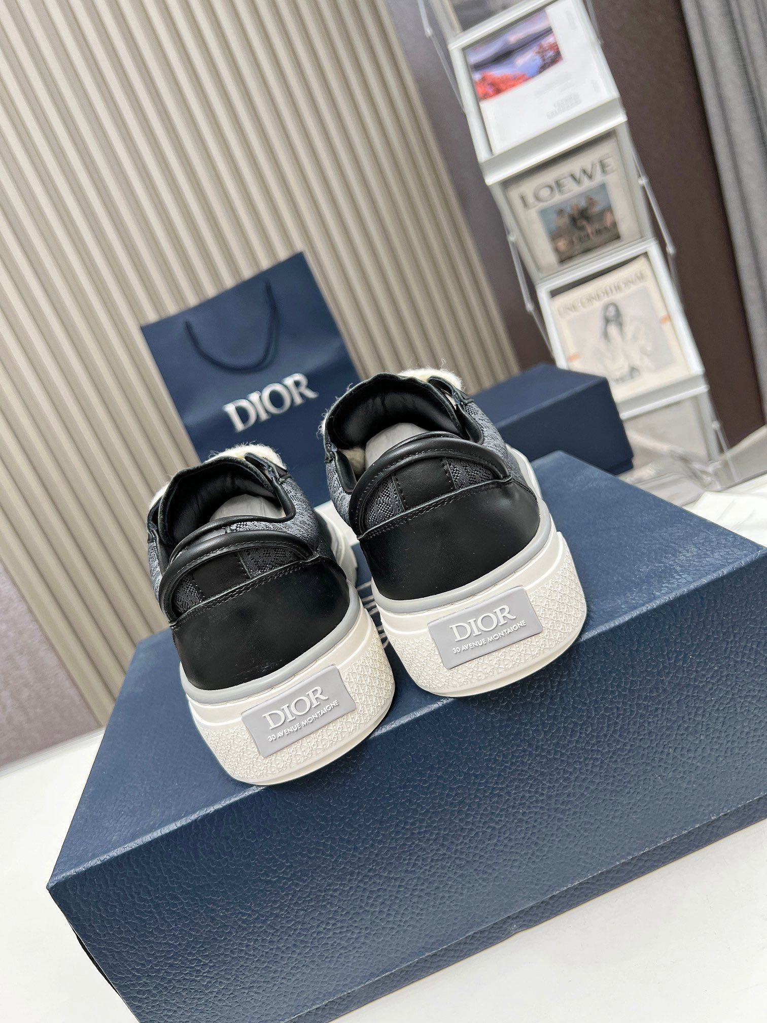 Precio real de fábrica $ DIOR Dior B33 deportivas de piel de vacuno lisa negra y parte superior con 