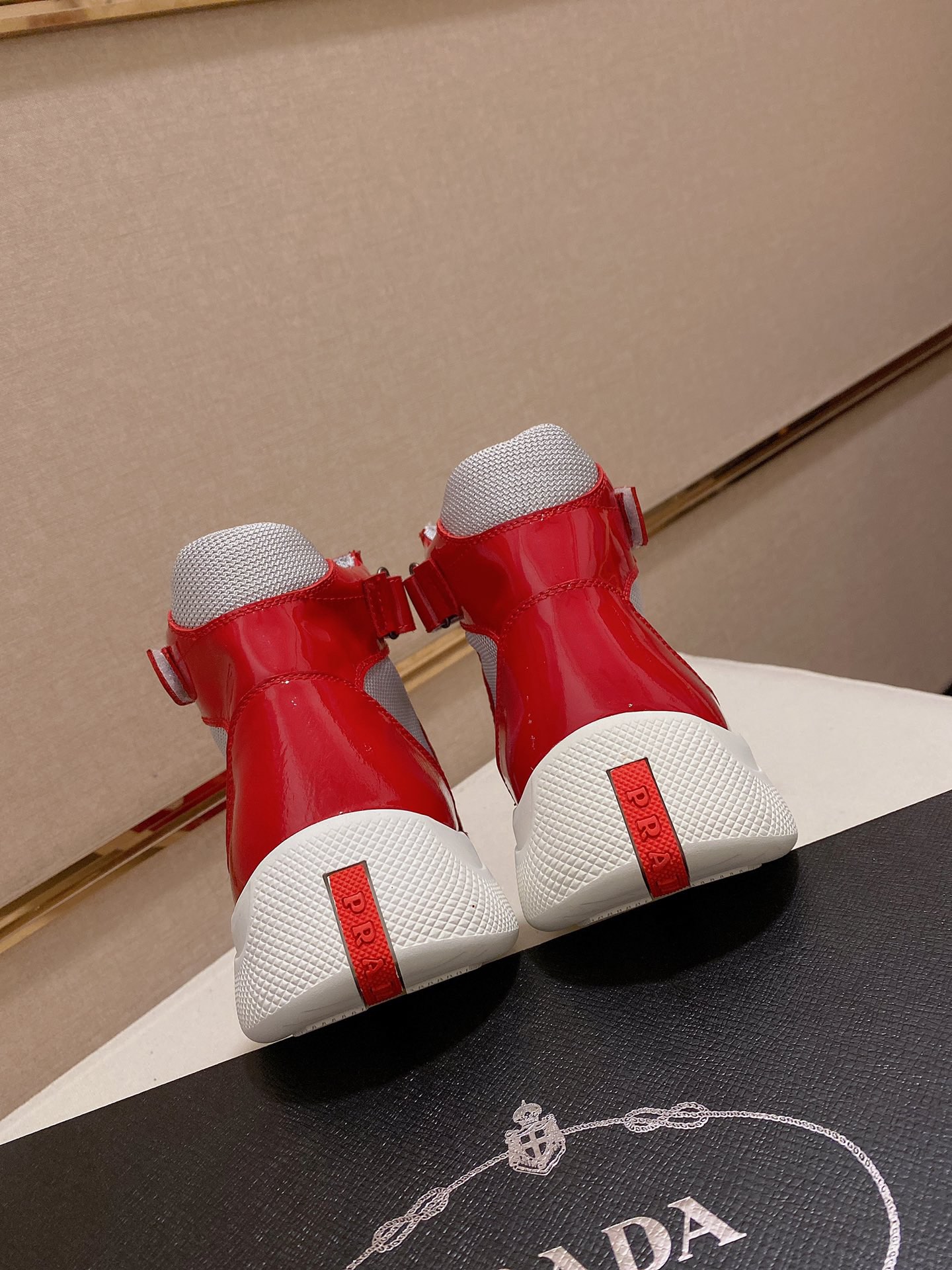 precio real 170Prada / Prada 2021 deportes zapatos de los hombres de las marcas de gama alta, nuevo 