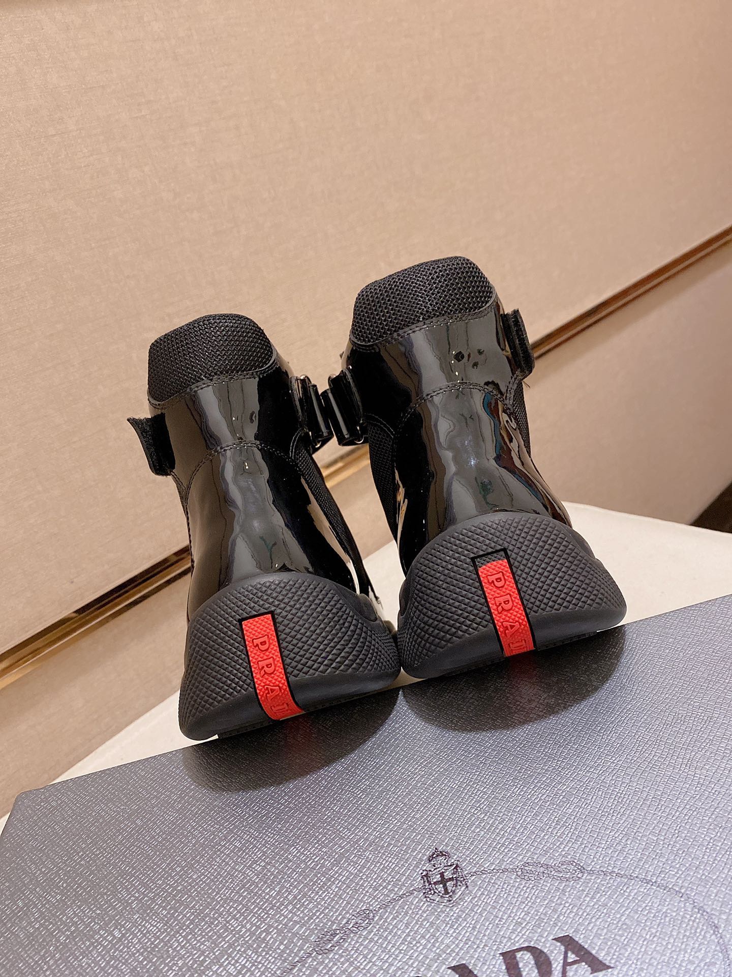 precio real 170 Prada / Prada 2023 deportes zapatos de los hombres de las marcas de gama alta, nuevo