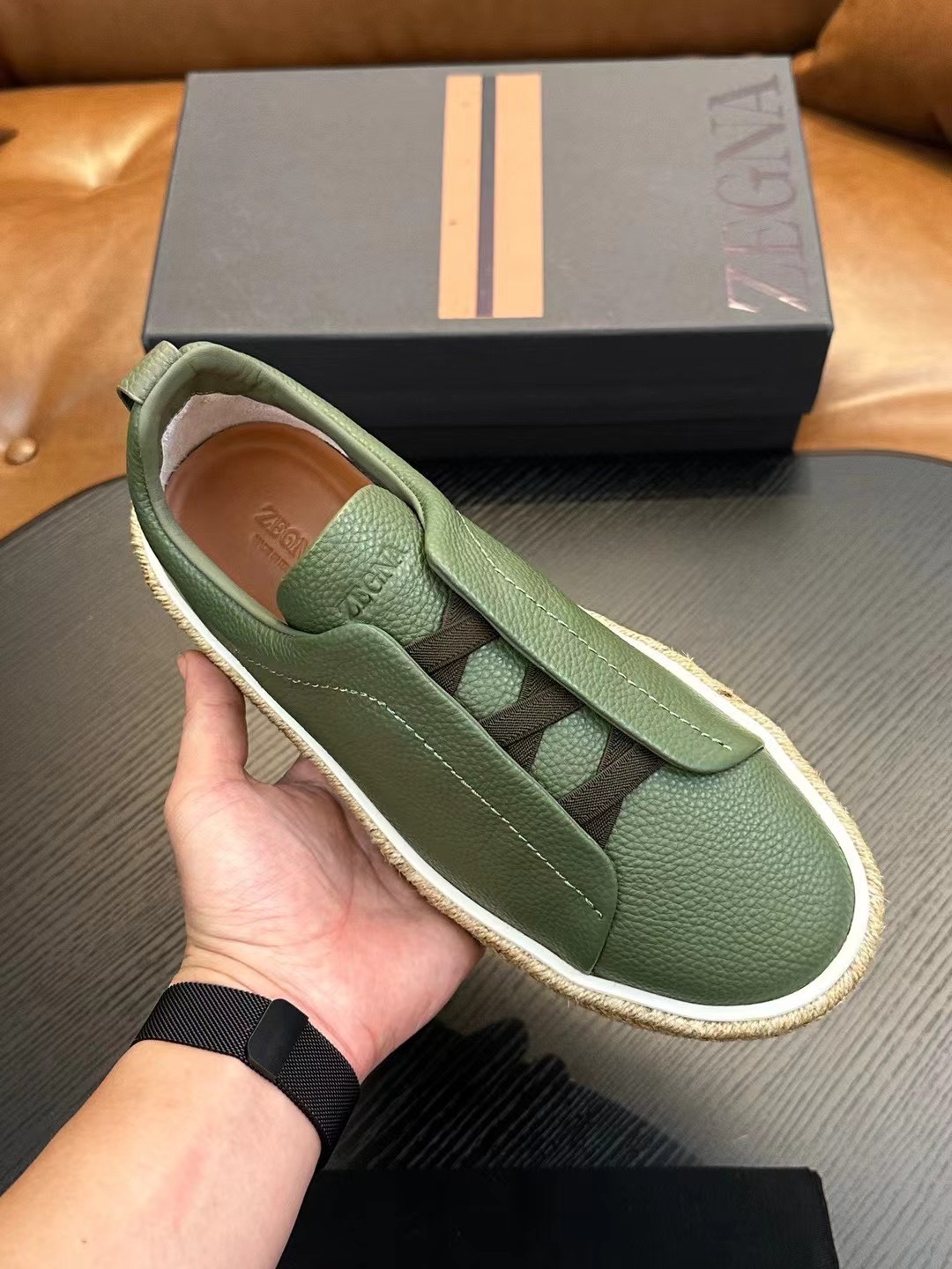Real $ Zegna Casual Sneakers Confeccionadas en piel de vacuno flexible y ante, estas deportivas baja