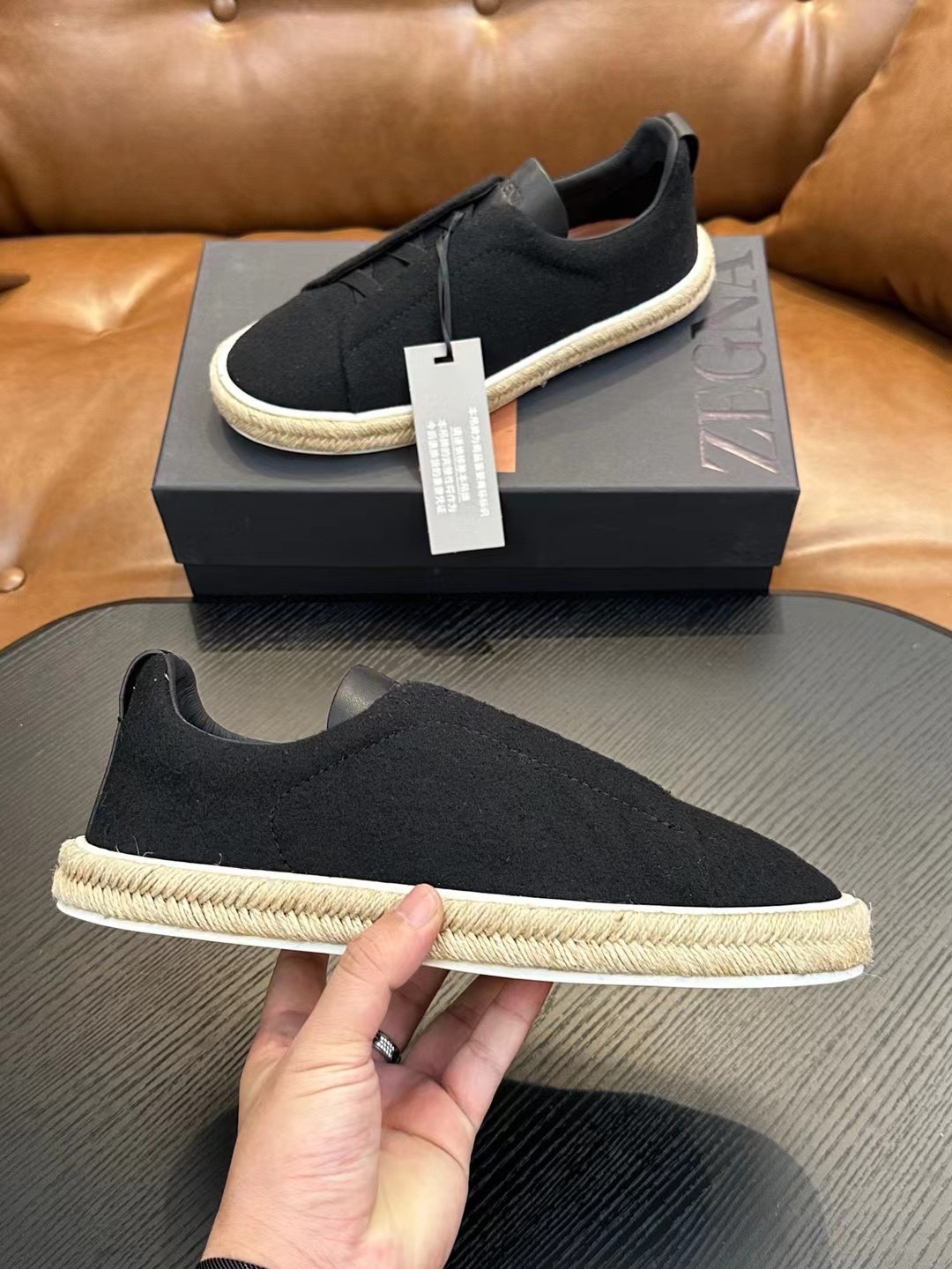 Real $ Zegna Casual Sneakers Confeccionadas en piel de vacuno flexible y ante, estas deportivas baja