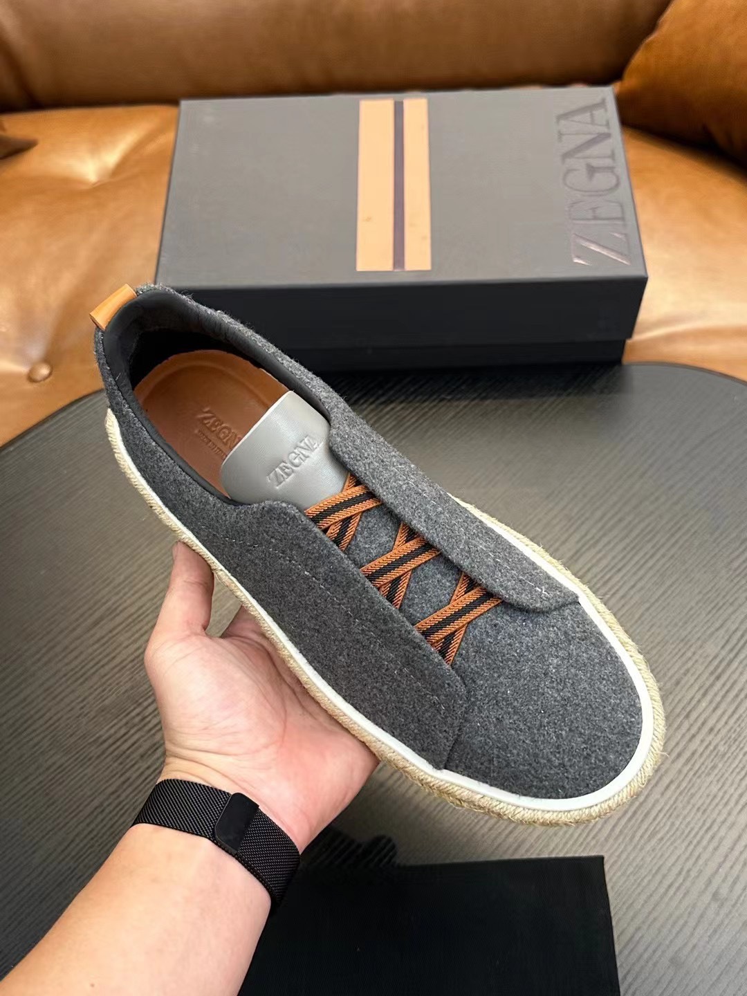 Real $ Zegna Casual Sneakers Confeccionadas en piel de vacuno flexible y ante, estas deportivas baja