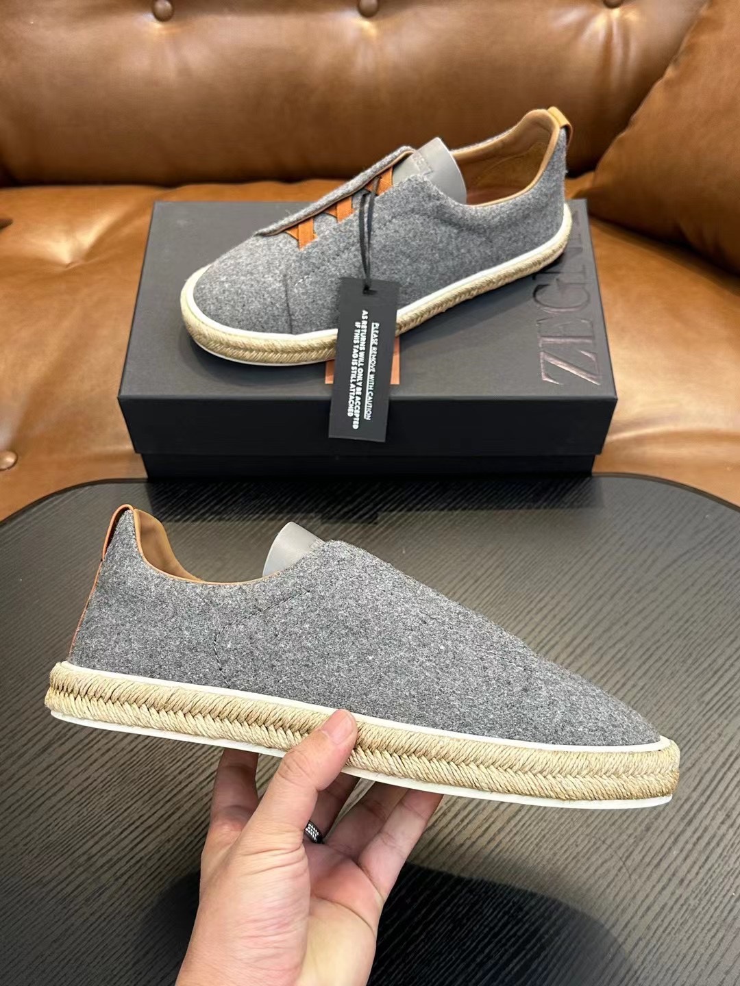 Real $ Zegna Casual Sneakers Confeccionadas en piel de vacuno flexible y ante, estas deportivas baja