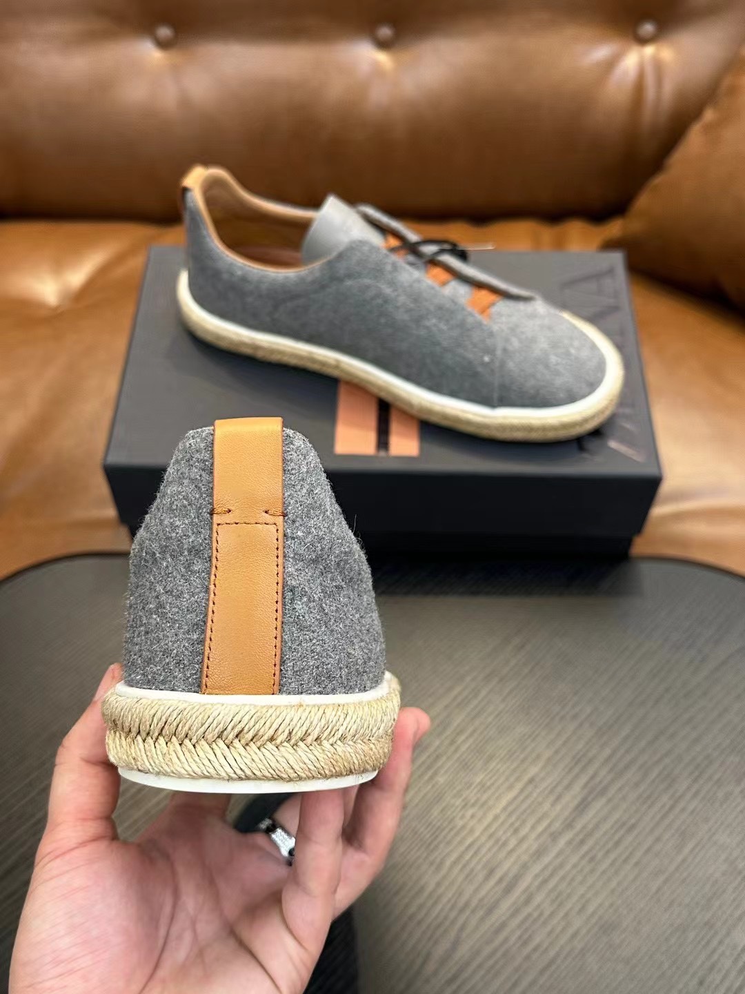 Real $ Zegna Casual Sneakers Confeccionadas en piel de vacuno flexible y ante, estas deportivas baja