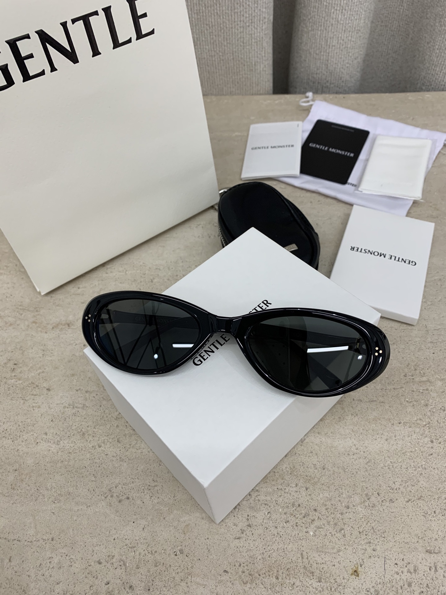 GENTLE MONSTER Lolang Acetate Oval Sunglasses