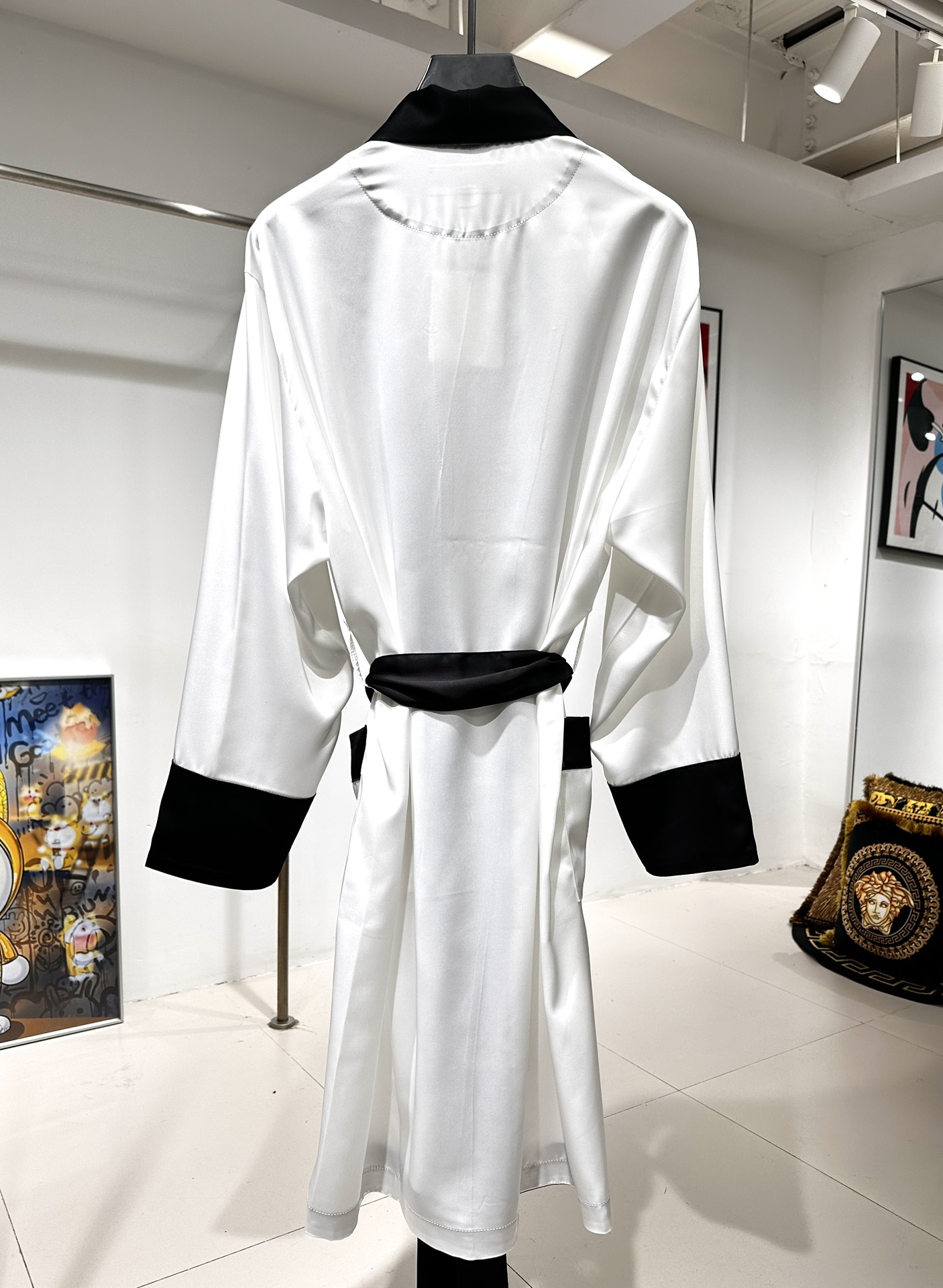 Gabbana Silk Bathrobe - Comprehensive 6
