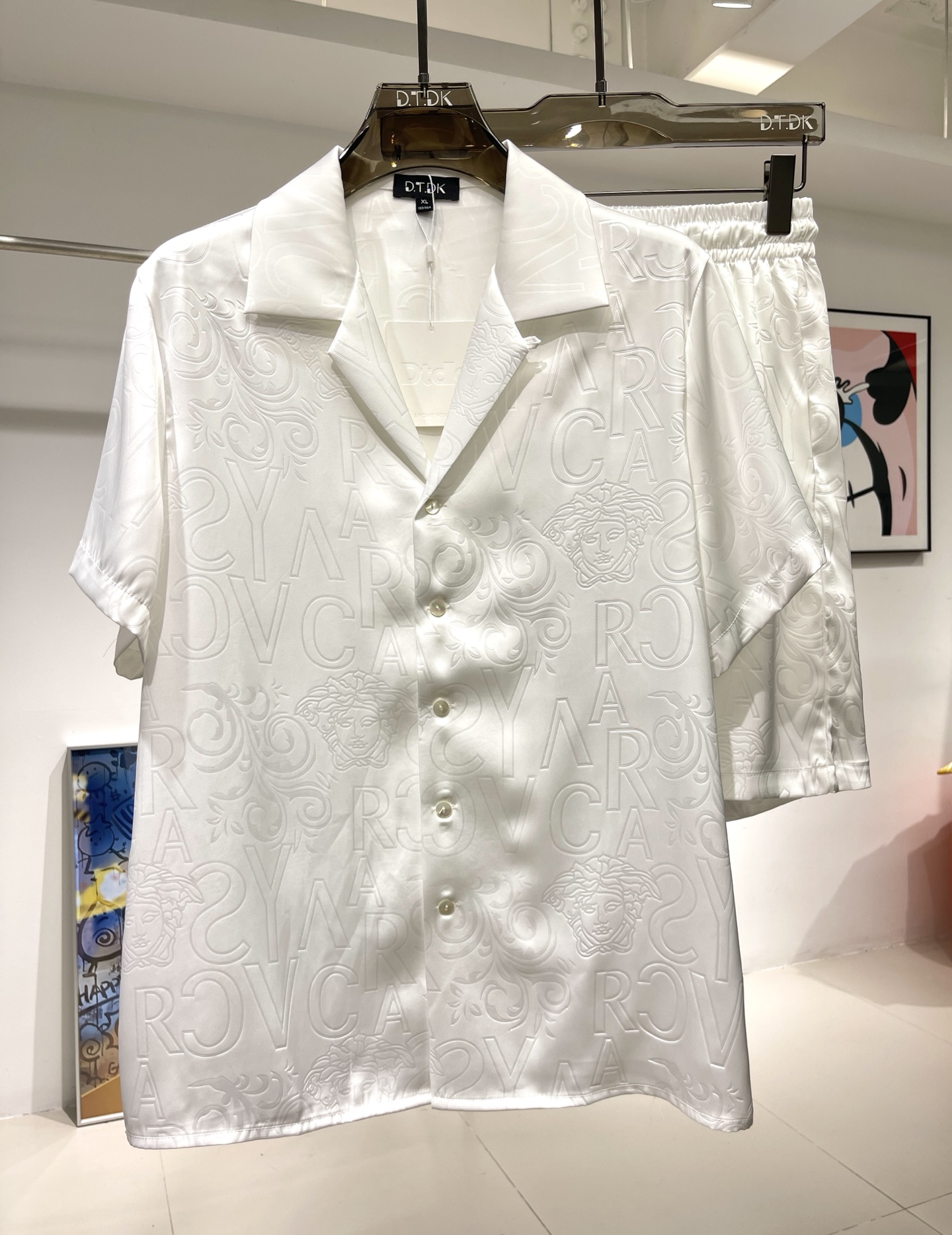 Versace Embossed Silk Shirt Set, Short Sleeve Button-Down, Luxurious Fabric 2 i1748327893803 5973 0 0