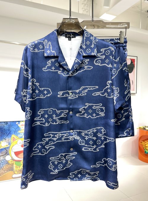 Men's Silk Pajama Set Loungewear Short Sleeve Two-Piece Sleepwear 1 Men's Silk Pajama Set Loungewear Short Sleeve Two-Piece Sleepwear