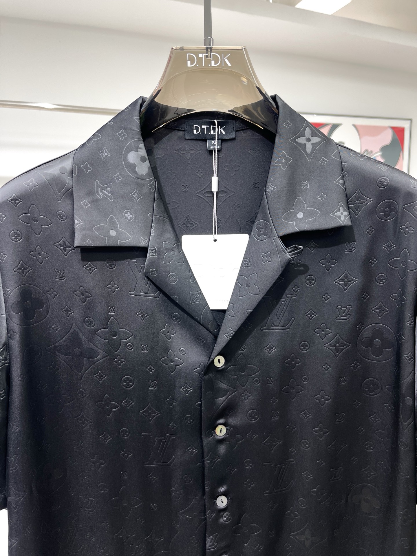 Embossed 1V Logo Rose Satin Shirt Set - Plant Fiber Fabric, Smooth and Skin-Friendly 4 i1749872812154 9126 0 2