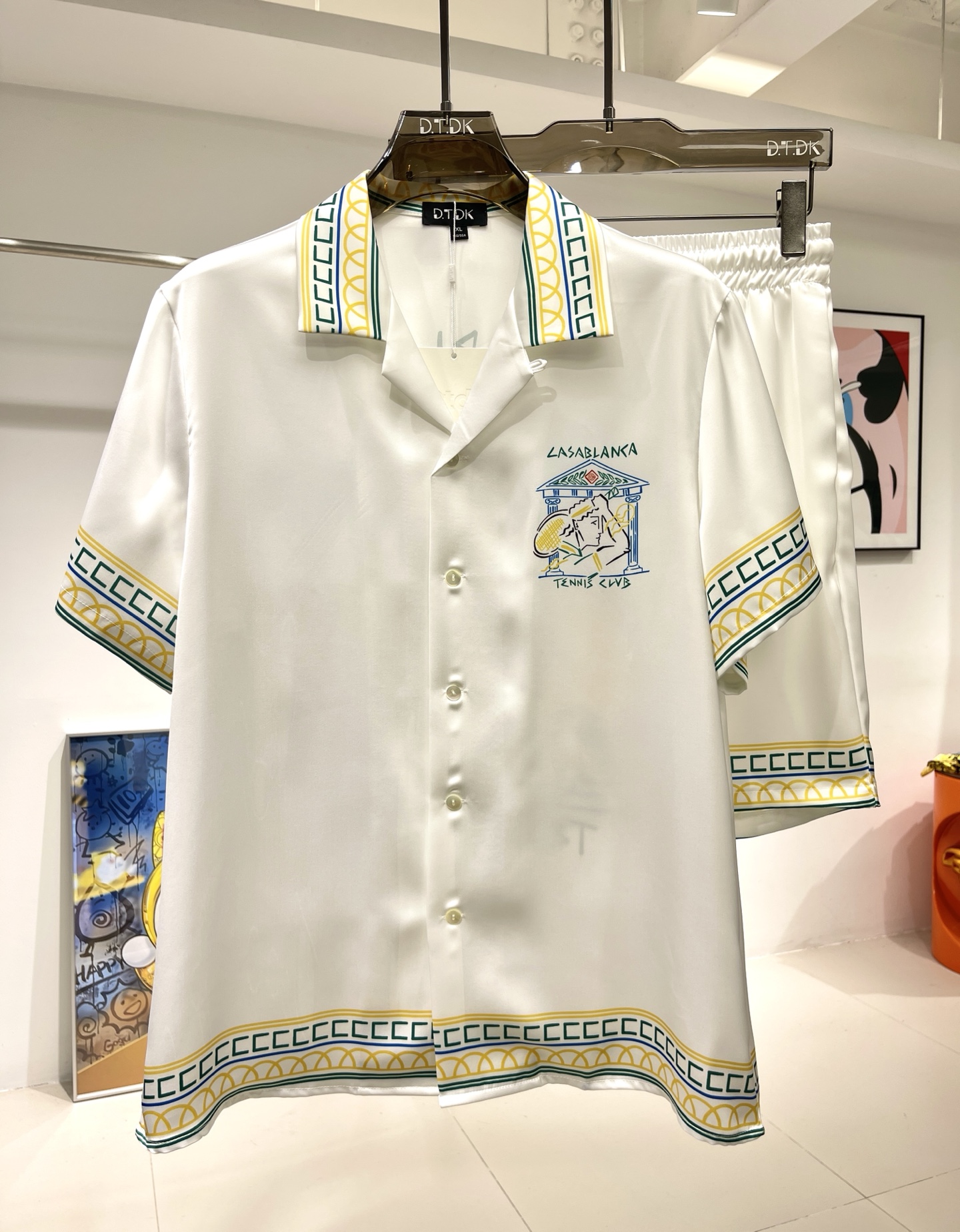 NO:595928,New style shirt suit Casablanca rose satin shirt suit Plant fiber fabric Exclusive customization Smooth and skin-friendly Great drape True fit Loose fit Size M-3XL Maximum wear 260 pounds, shirts, alexander wang19860909衬衫套装新款 卡萨布兰卡 玫瑰贡缎衬衫套装 植物纤维面料 独家定制 手感顺滑亲肤 垂感绝佳 真确版型 宽松版型 码数M-3XL 最大穿260斤,,shirts,alexander wang,Men's clothing