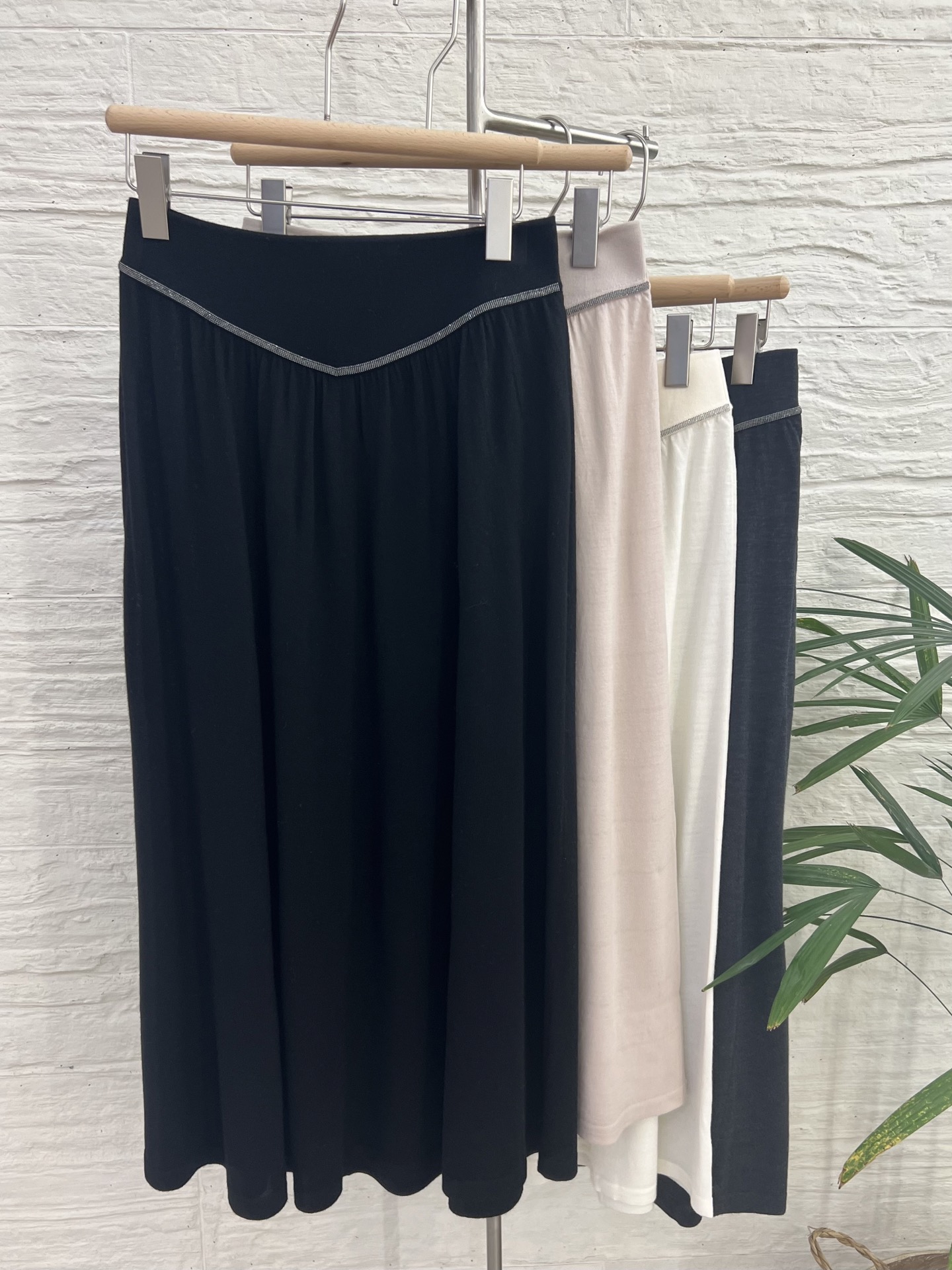 Elegant Wool Blend A-Line Midi Skirt - Versatile Colors & Comfortable Fit 5 i1752649357942 3651 0 3