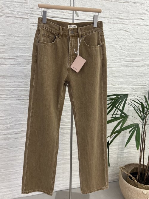 Miu Miu Cotton Denim Jeans - Brown, Straight-Leg, High-Waisted, New 2025 Style 1 Miu Miu Cotton Denim Jeans - Brown, Straight-Leg, High-Waisted, New 2025 Style