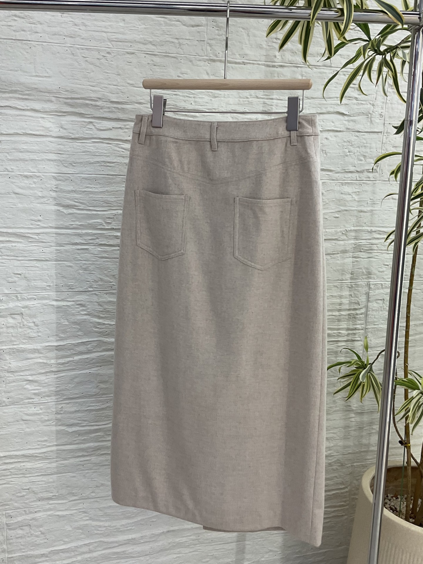 Elegant High-Waisted Wool Blend Midi Skirt - Timeless Style in Khaki 3 i1755674210786 3944 0 1
