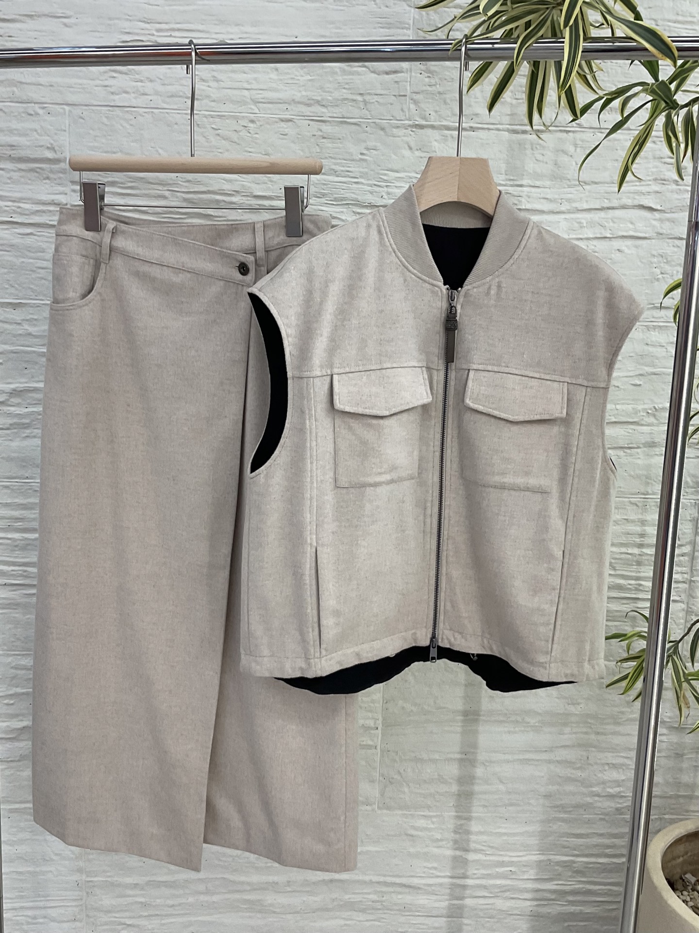 Elegant High-Waisted Wool Blend Midi Skirt - Timeless Style in Khaki 8 i1755674211932 2320 0 6