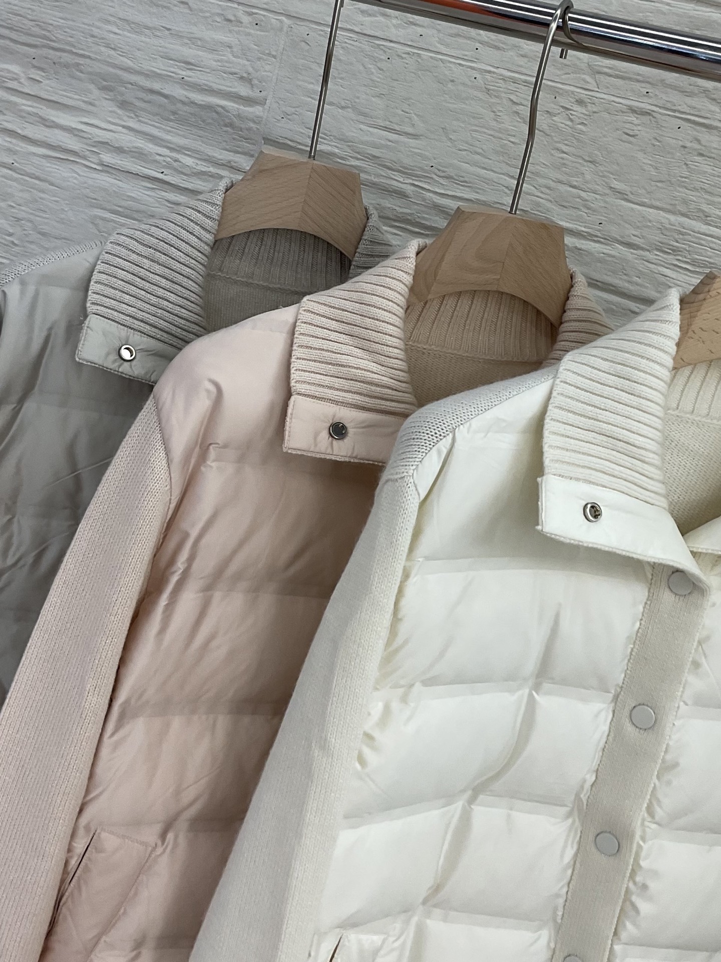 Women's Gold Thread Lapel Goose Down Jacket - New 2025 Collection 6 i1755953360656 4191 0 4