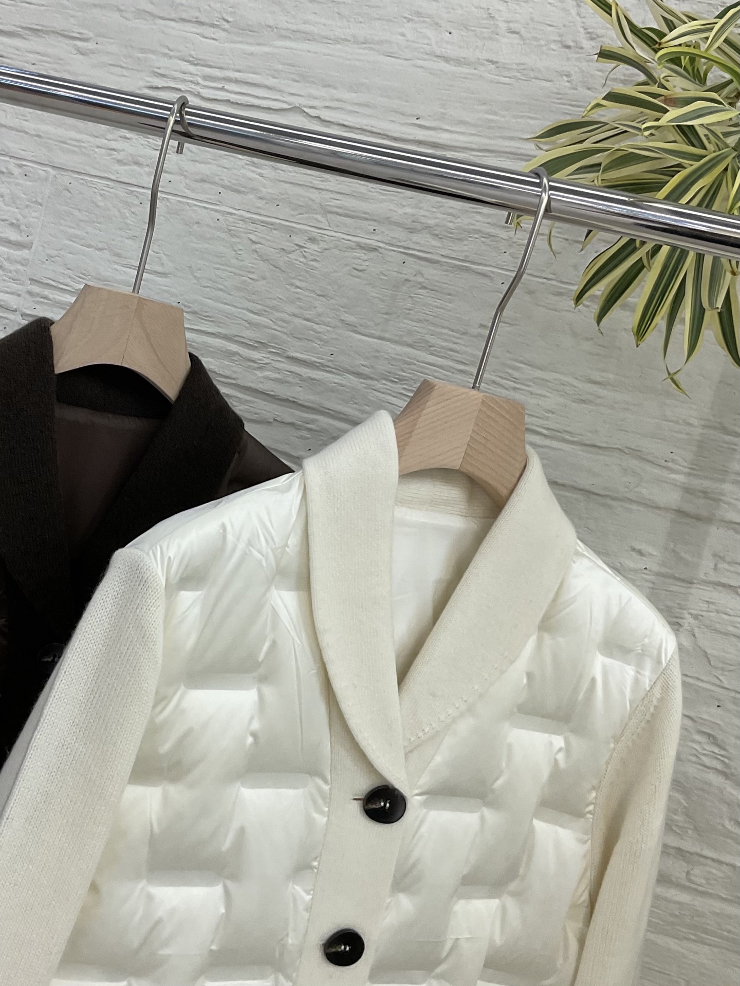Elegant Women's Cashmere and Down Cardigan with Shawl Collar - White & Brown 6 i1756198228919 6194 0 4