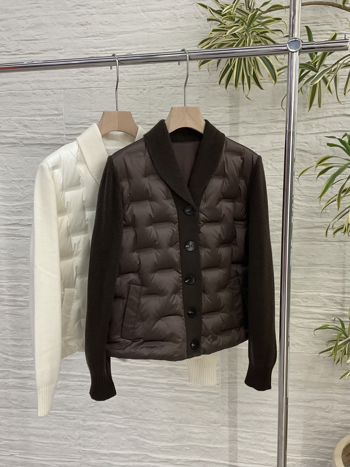 Elegant Women's Cashmere and Down Cardigan with Shawl Collar - White & Brown 4 i1756198229058 5374 0 2
