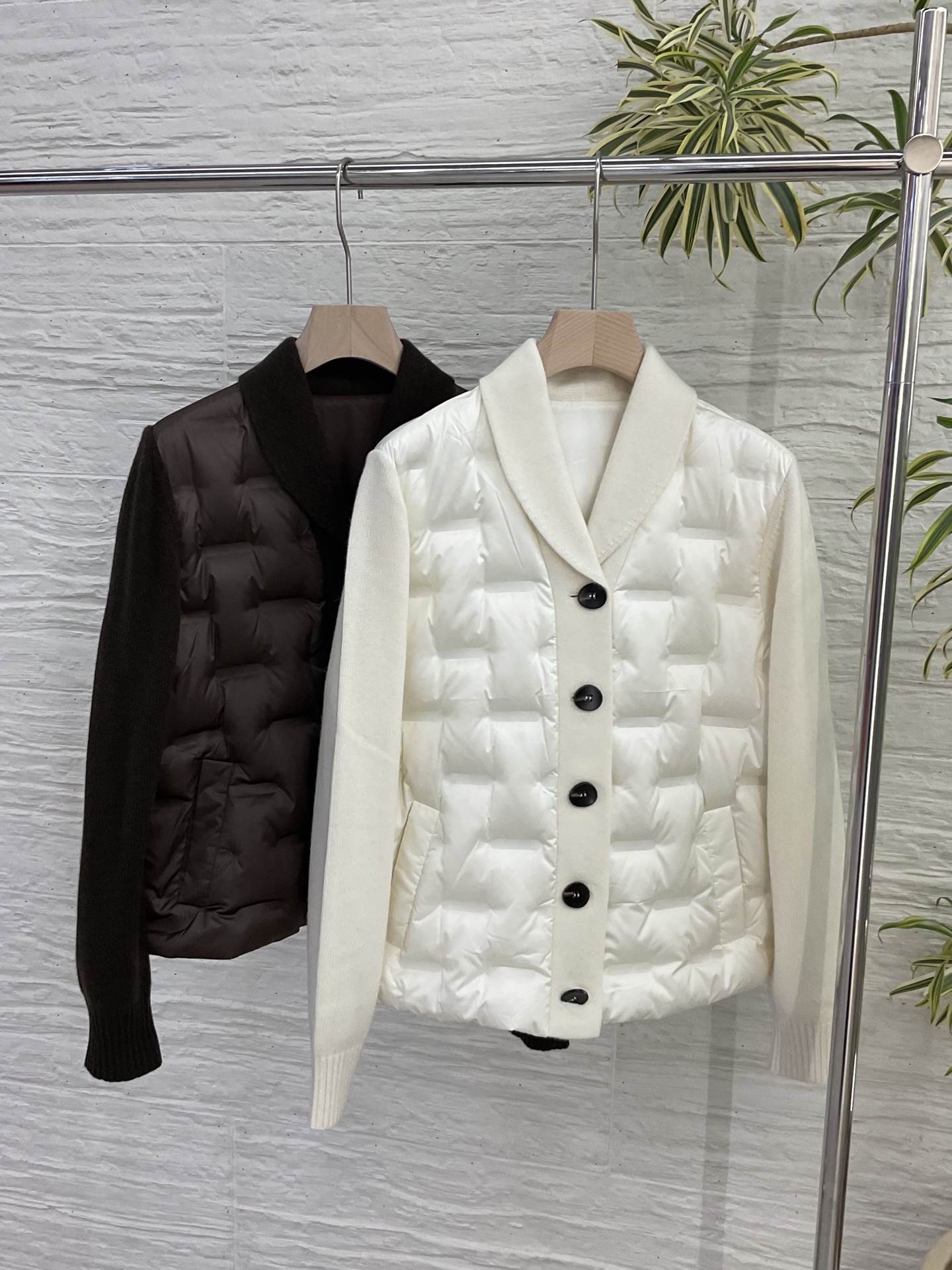 Elegant Women's Cashmere and Down Cardigan with Shawl Collar - White & Brown 3 i1756198230505 6165 0 1