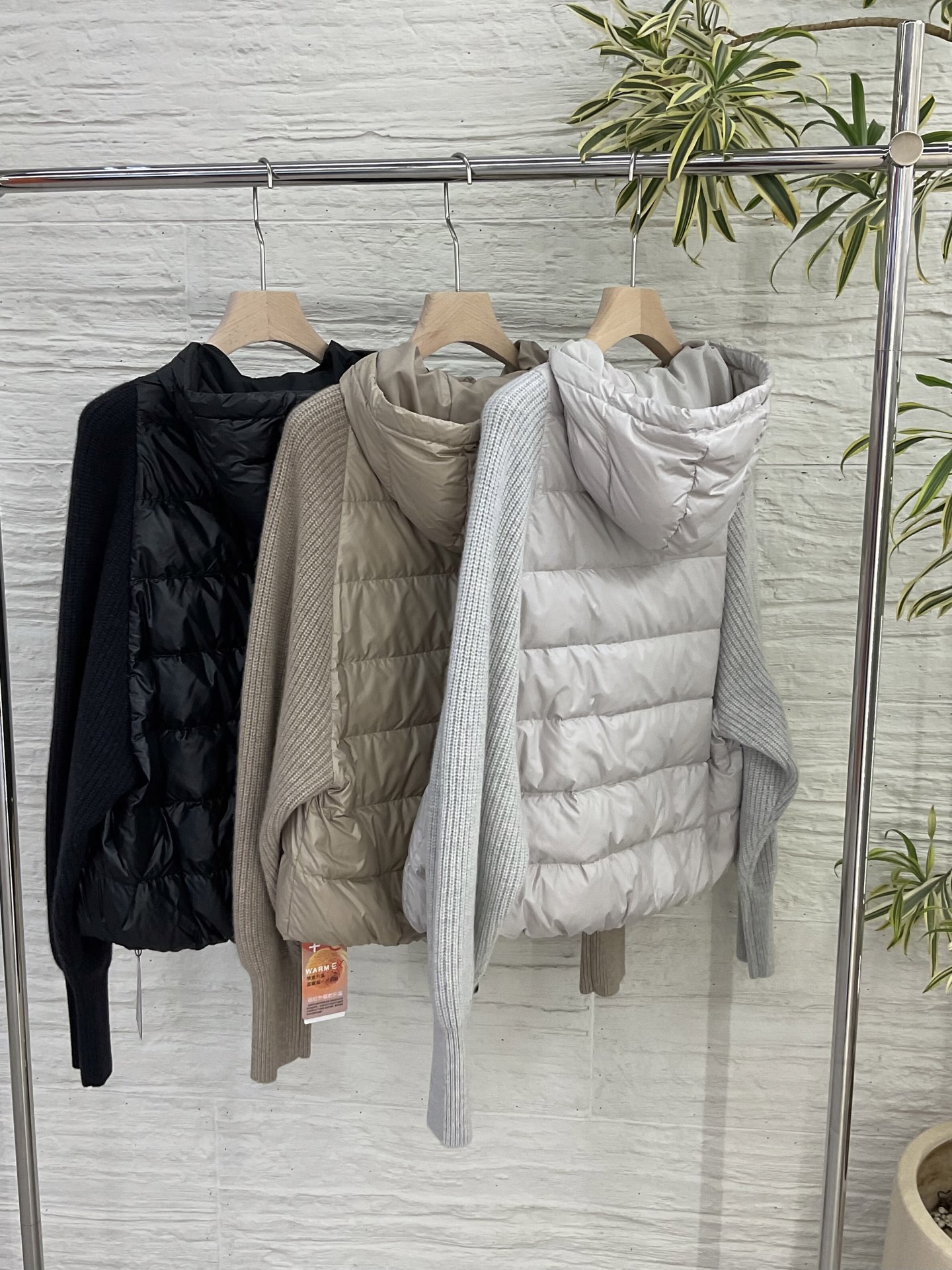 Women's Hooded Down Jacket with Cashmere Sleeves - Graphite Gray, Light Gray 4 i1756381912192 5957 0 2