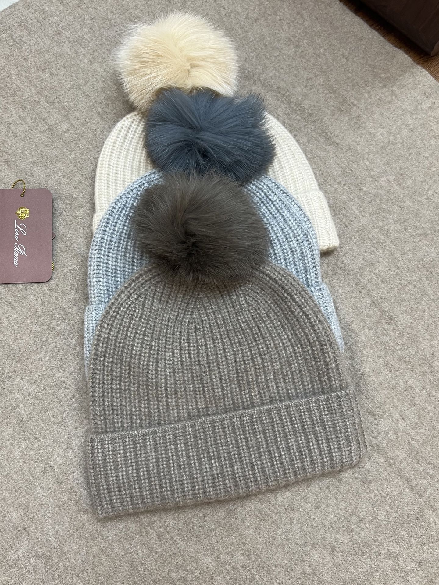 Cashmere Beanie Hat with Fur Pom Pom - Warm & Cozy Winter Hat 5 i1756445807693 1447 0 3