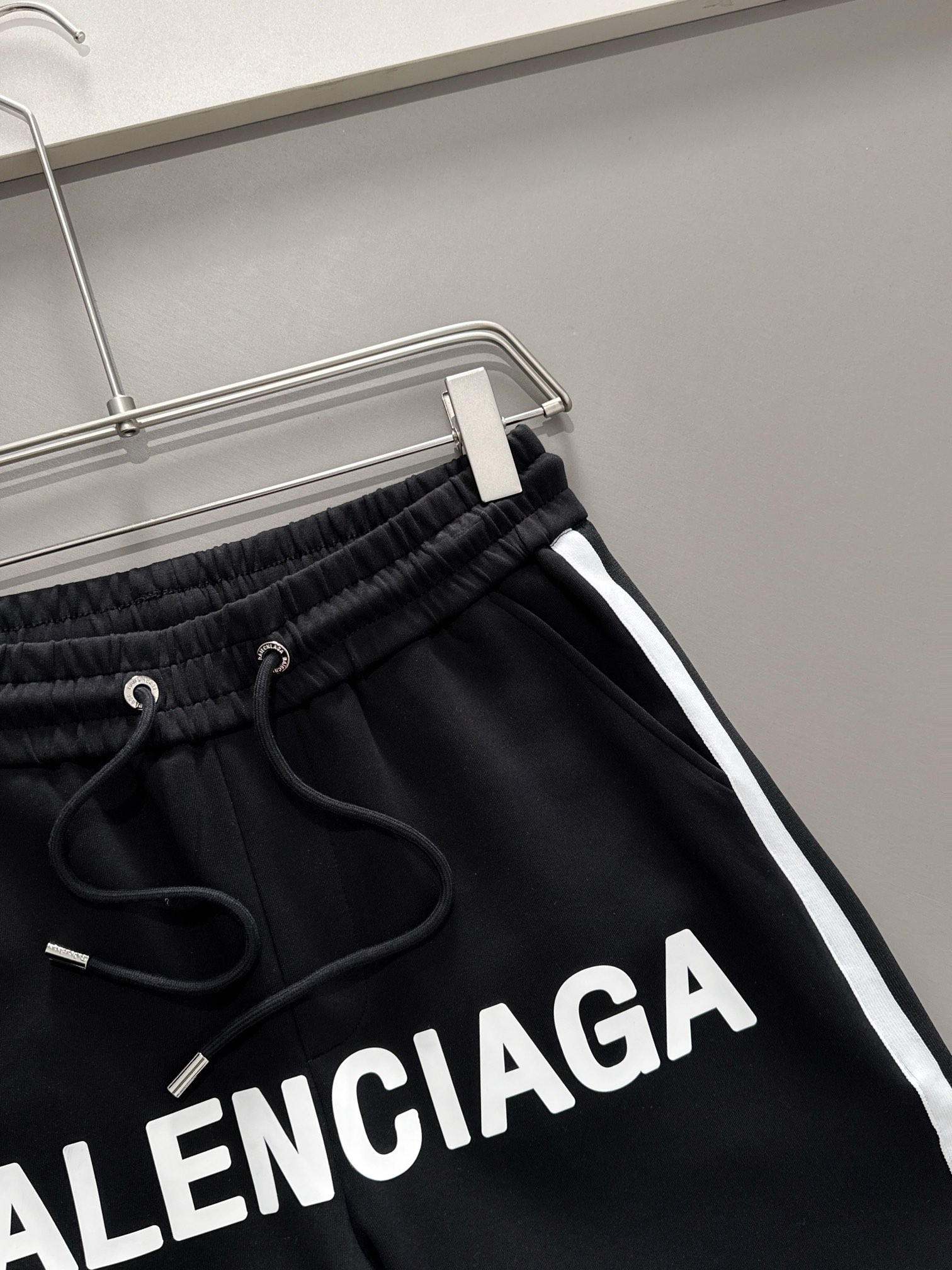 Balenciaga 25SS Space Cotton Layered Casual Shorts - Ultimate Comfort 3 i1716644975 4526 1