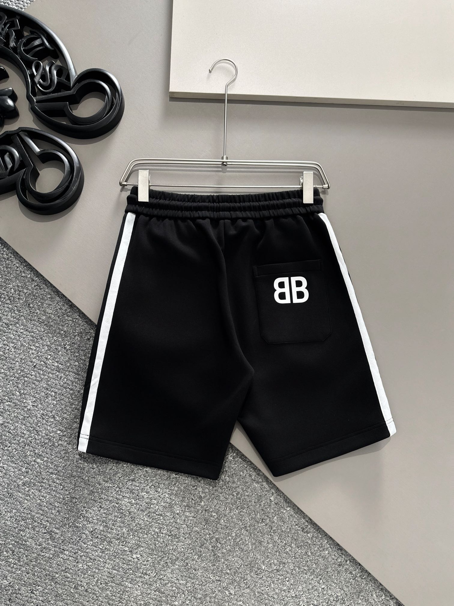 Balenciaga 25SS Space Cotton Layered Casual Shorts - Ultimate Comfort 10 i1716649591 9298 1