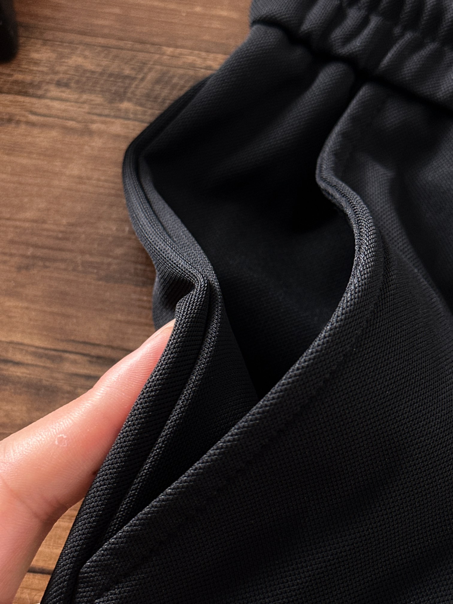 LV 2025秋冬最新休闲裤专柜1:1顶级复刻，全品相！潮人必备单品！懂货的老铁赶紧下手尺码.M-3XL