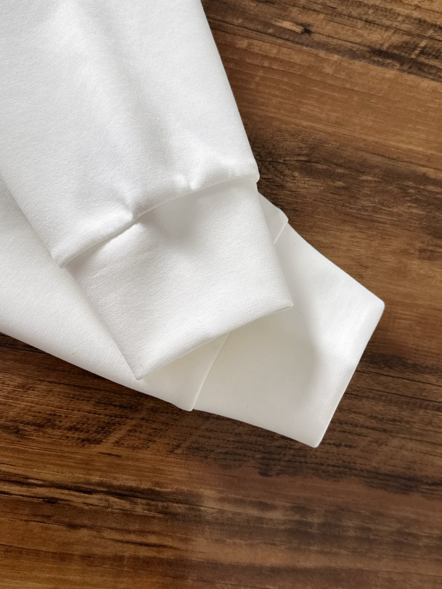  LV 2025最新款太空棉涂鸦卫衣，独家发售！原版复刻，独家设计，超强工艺！极其奢华！版型超赞！🌟
尺