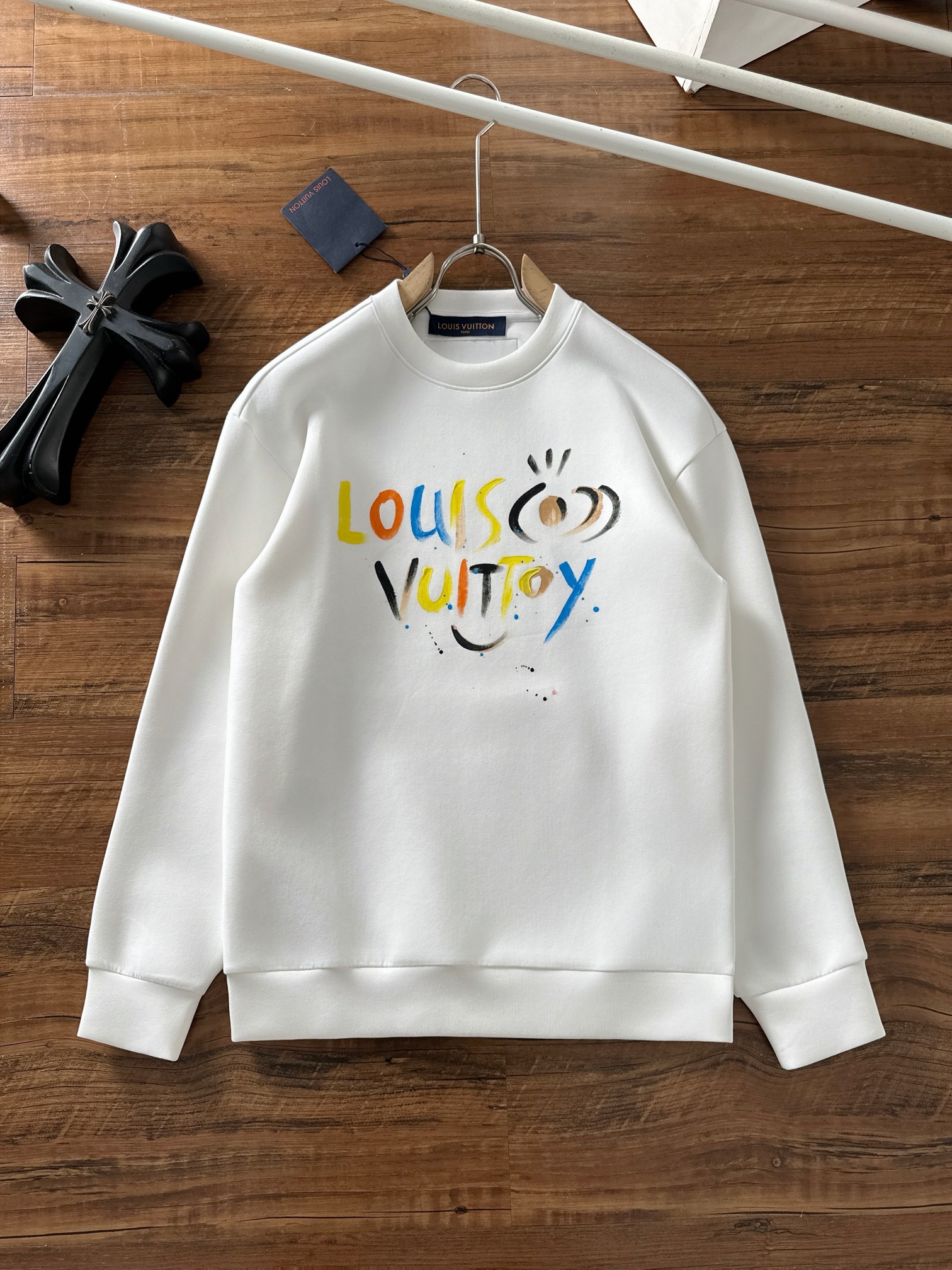  LV 2025最新款太空棉涂鸦卫衣，独家发售！原版复刻，独家设计，超强工艺！极其奢华！版型超赞！🌟
尺