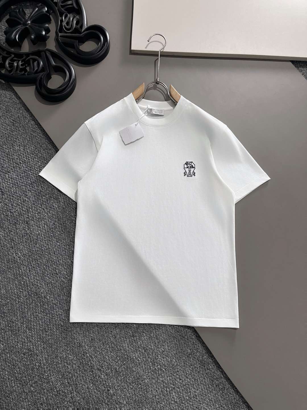 NO:127185,BC Early Spring Latest short-sleeved T-shirt, original logo Customized fabric, soft feel, comfortable to wear, fine workmanship. The upper body effect is invincible and handsome, size S-2xl, T-shirt,tees, t-shirt,alexander wang19860909BC 早春 最新款短袖T恤,原标 定制面料,手感柔软,穿着舒适,做工精细.上身效果无敌帅气, 码数 S-2xl,,T-shirt,tees，t-shirt,alexander wang,Men's clothing