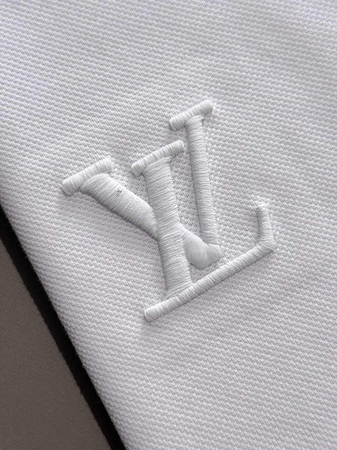 Louis Vuitton Polo Shirt - Short Sleeve, Premium Cotton, Designer Logo 8 i1741066113846 4331 0 8