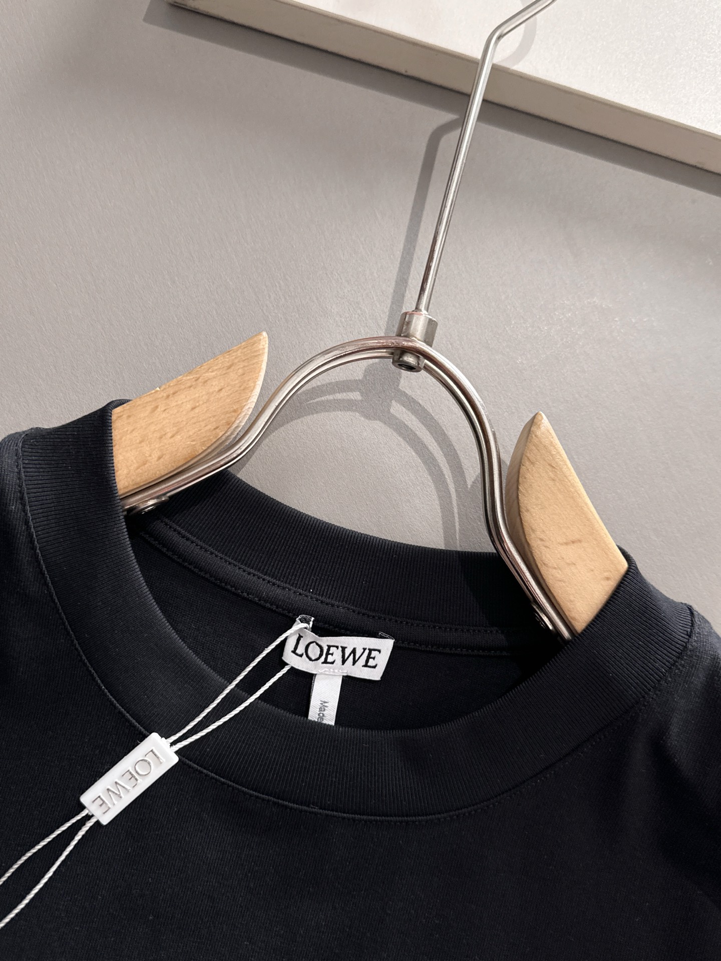  罗意威 2025春夏新款男女同款👫短袖T恤，！定制专属纯棉面料，定制原版工艺螺纹，胸前重工字母logo