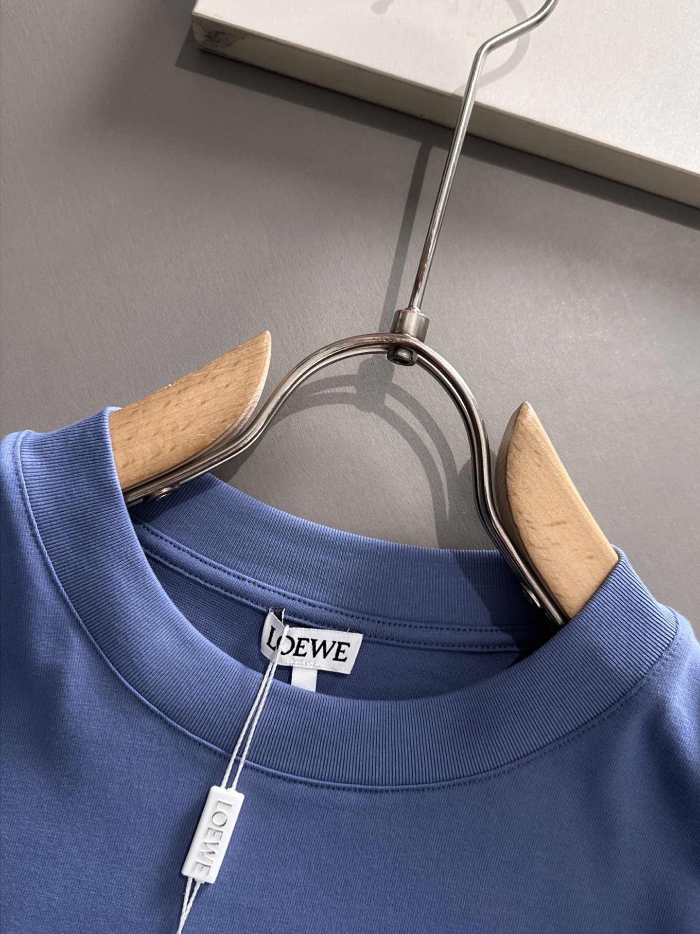  罗意威 2025春夏新款男女同款👫短袖T恤，！定制专属纯棉面料，定制原版工艺螺纹，胸前重工字母logo