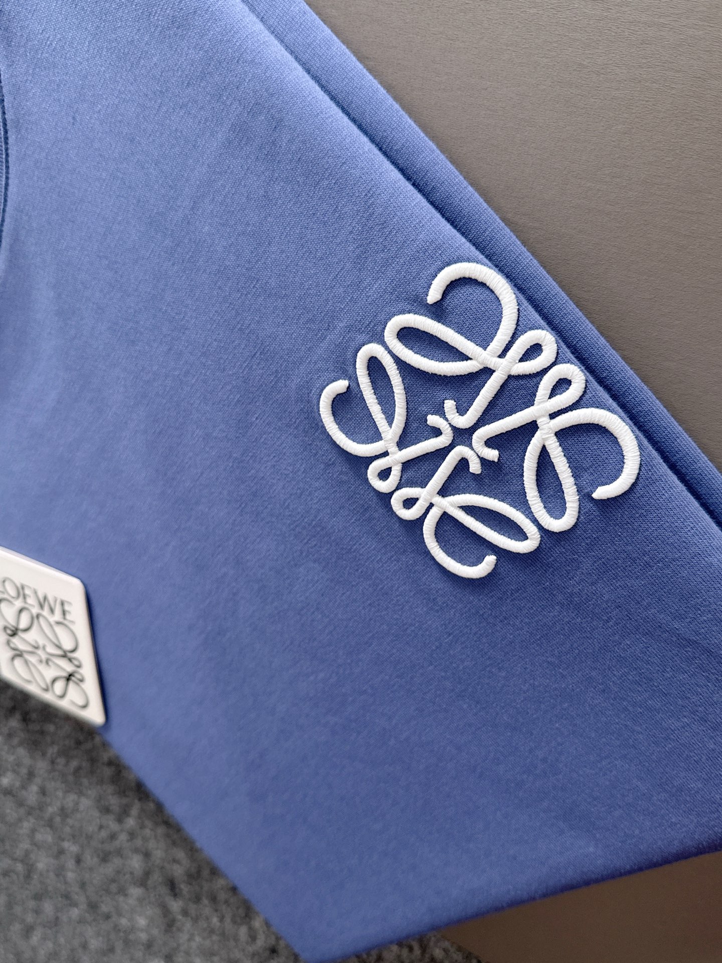  罗意威 2025春夏新款男女同款👫短袖T恤，！定制专属纯棉面料，定制原版工艺螺纹，胸前重工字母logo