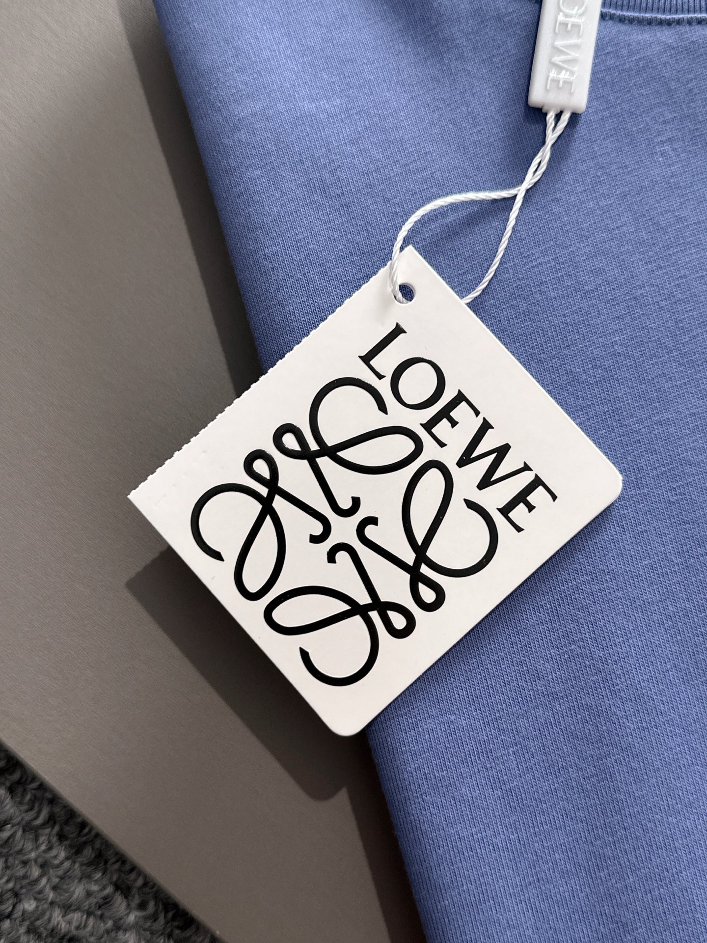  罗意威 2025春夏新款男女同款👫短袖T恤，！定制专属纯棉面料，定制原版工艺螺纹，胸前重工字母logo