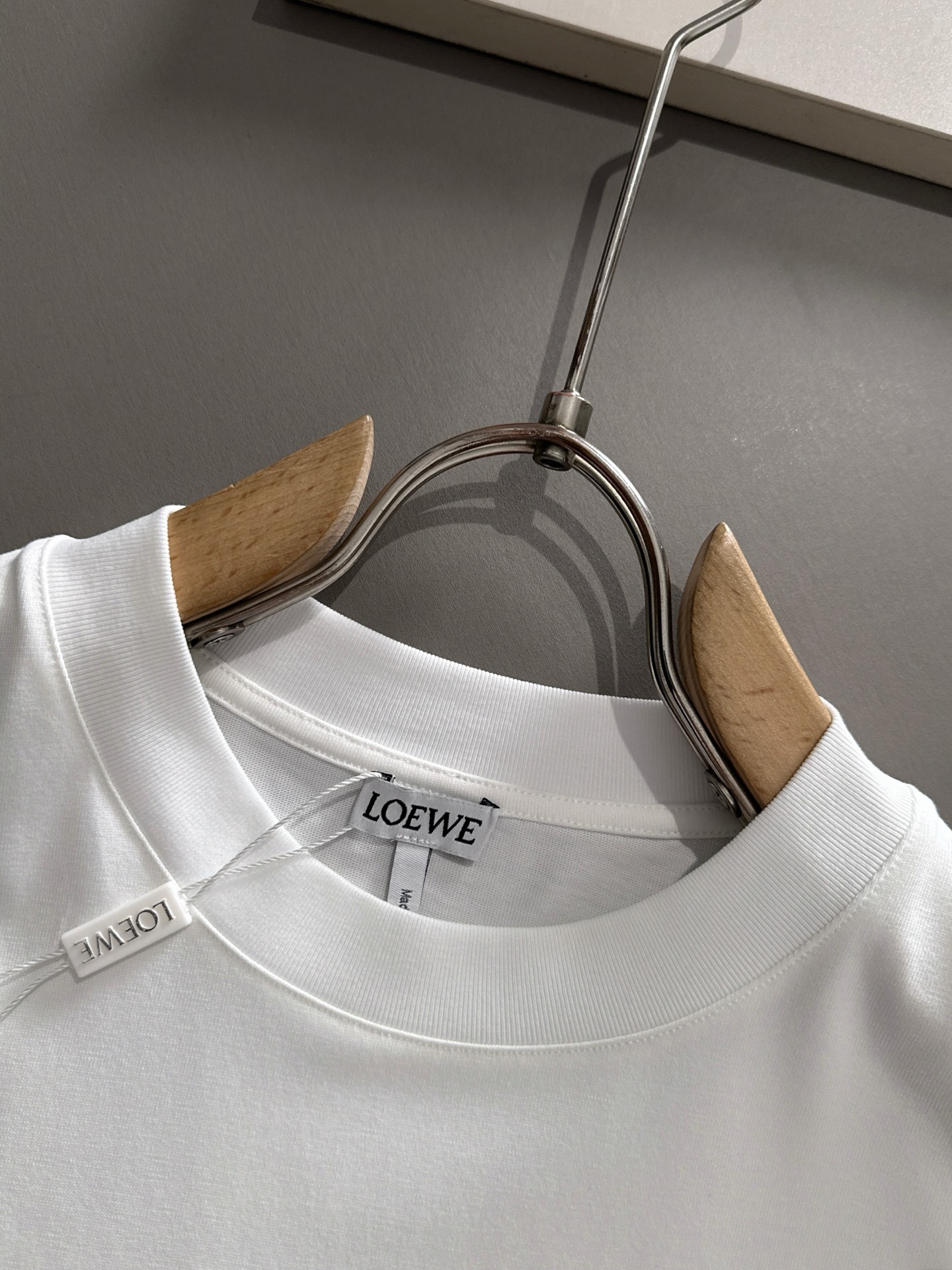  罗意威 2025春夏新款男女同款👫短袖T恤，！定制专属纯棉面料，定制原版工艺螺纹，胸前重工字母logo