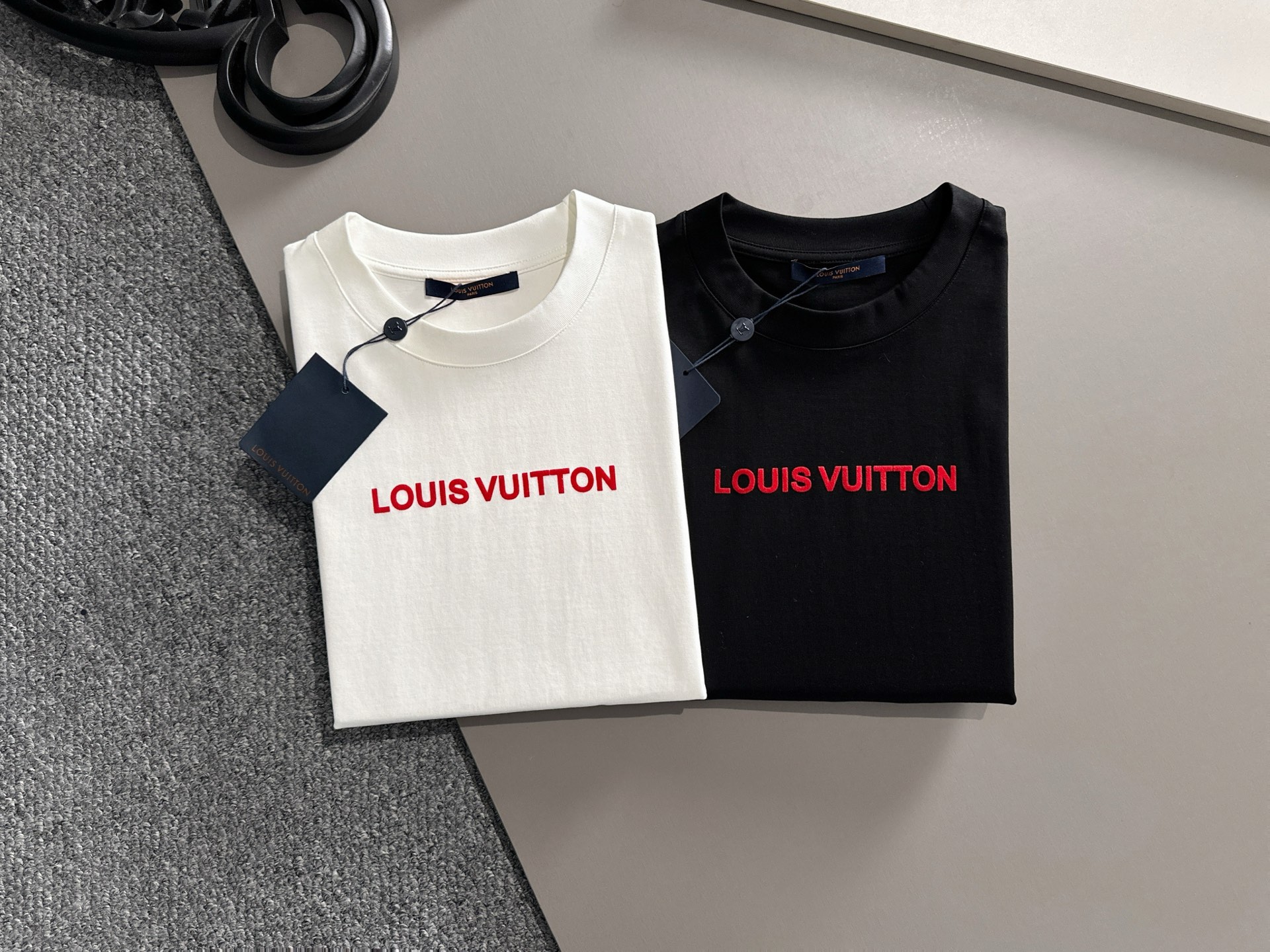 Louis Vuitton  T恤服装,lv,男 2