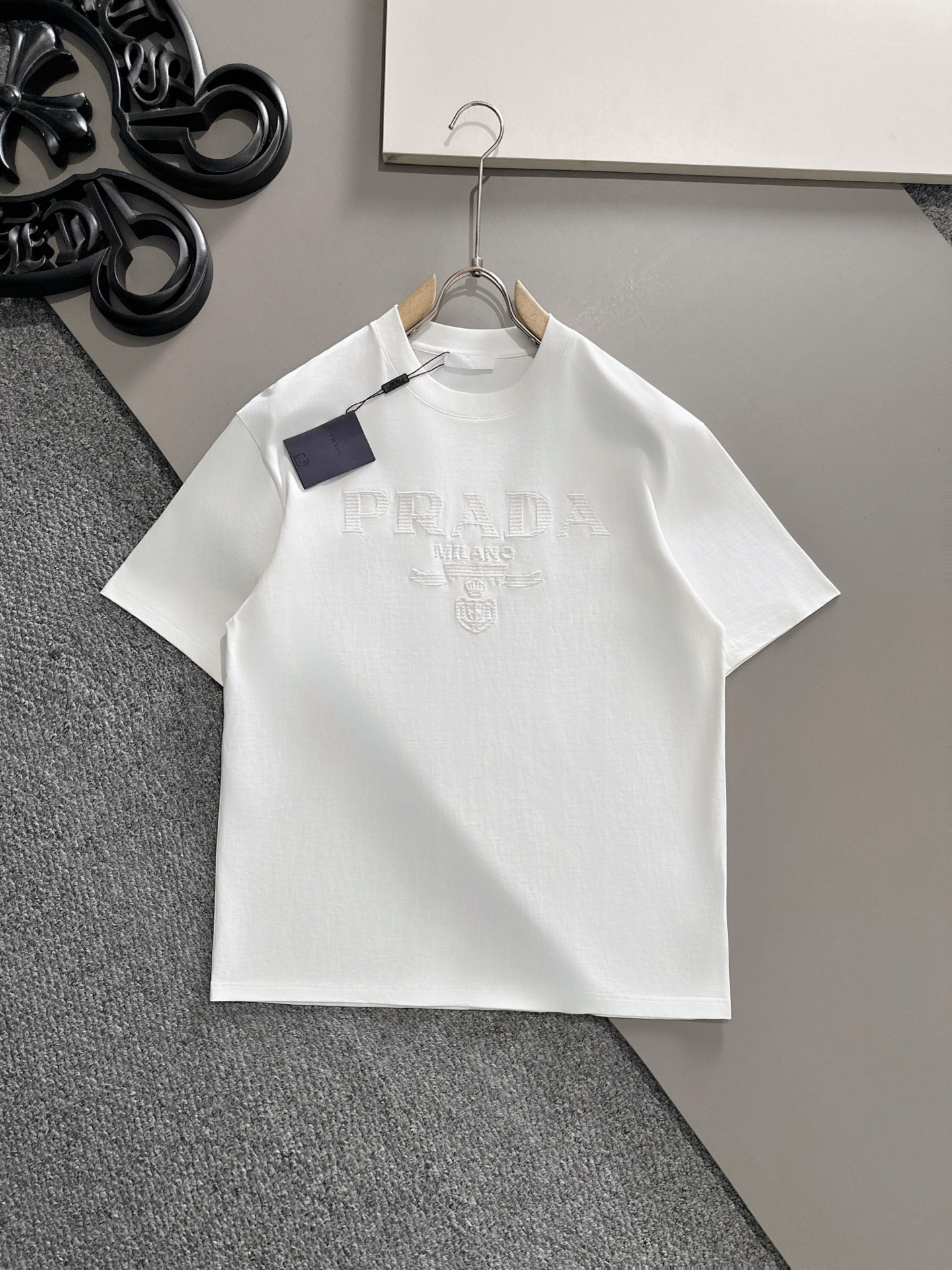 PRADA#普拉达  2025春夏新款首发专柜最新款短袖圆领T恤 高端...