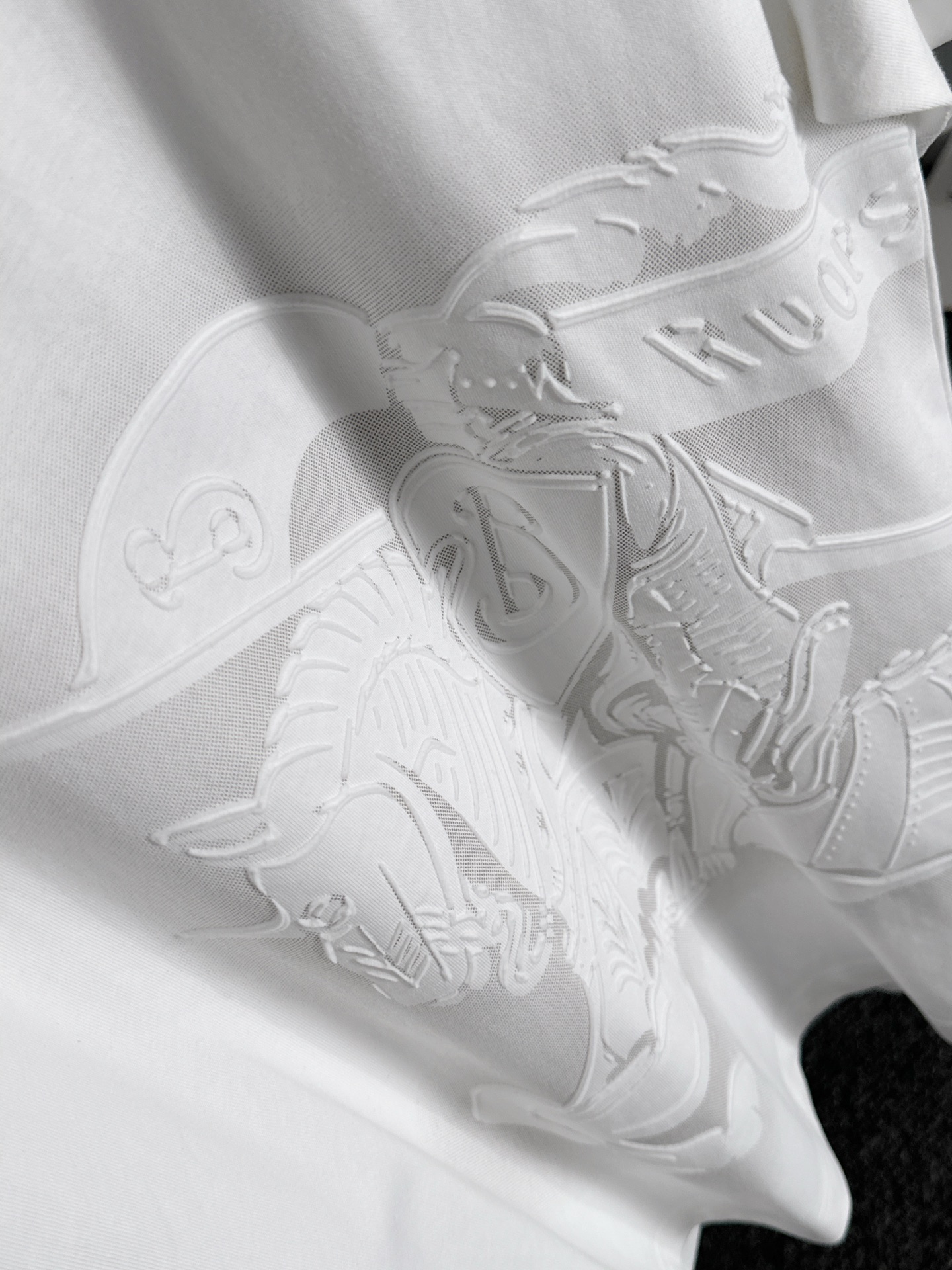  巴宝莉 2025春夏新款男女同款👫短袖T恤，！定制专属纯棉面料，定制原版工艺螺纹，胸前重工字母logo