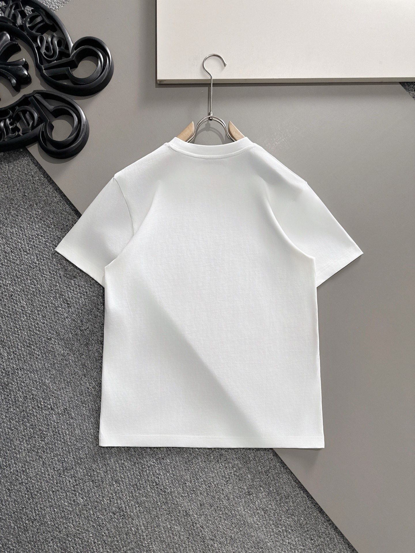  巴宝莉 2025春夏新款男女同款👫短袖T恤，！定制专属纯棉面料，定制原版工艺螺纹，胸前重工字母logo