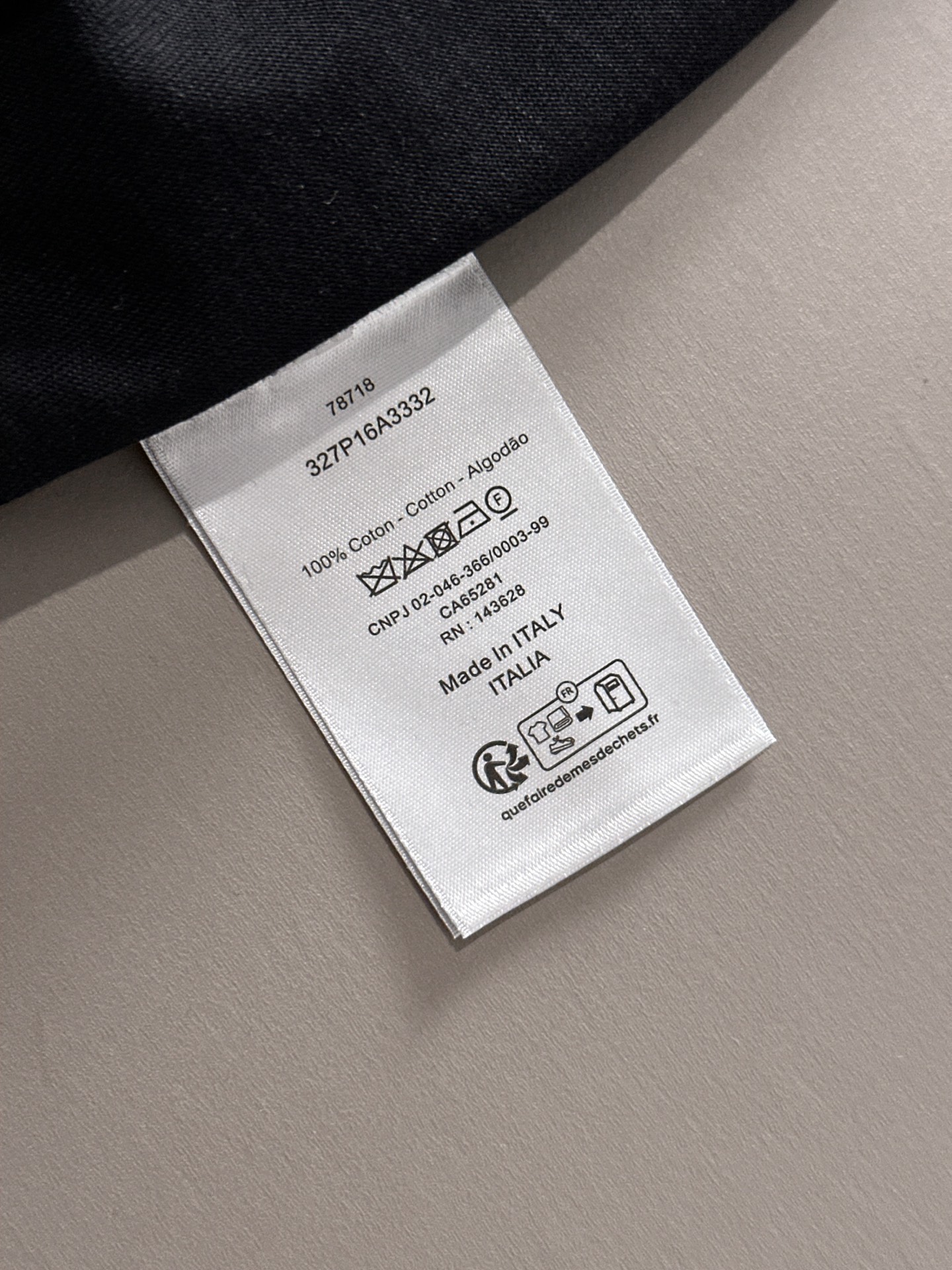  迪奥 2025春夏新款男女同款👫短袖T恤，！定制专属纯棉面料，定制原版工艺螺纹，胸前重工字母logo工