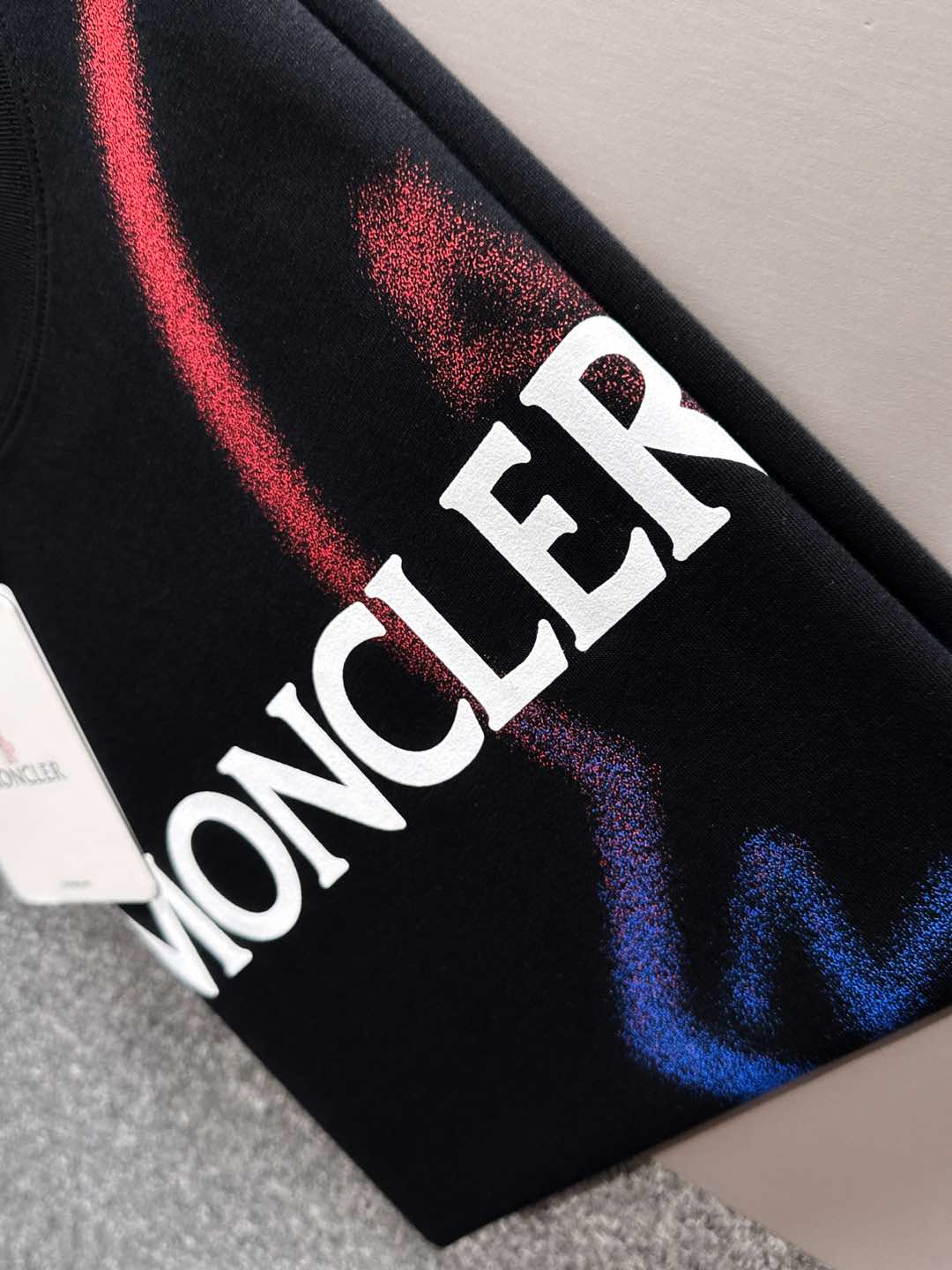  蒙口 2025春夏新款男女同款👫短袖T恤，！定制专属纯棉面料，定制原版工艺螺纹，胸前重工字母logo工