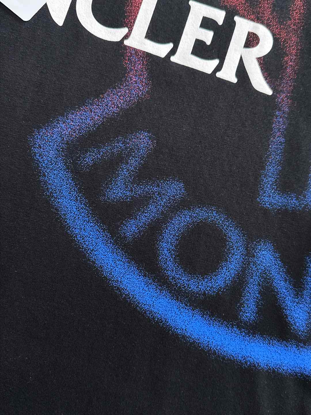  蒙口 2025春夏新款男女同款👫短袖T恤，！定制专属纯棉面料，定制原版工艺螺纹，胸前重工字母logo工