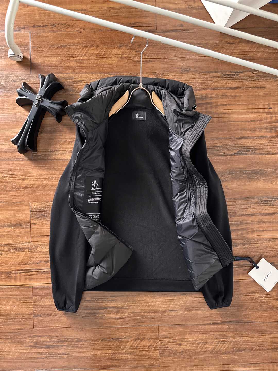 Moncler 蒙口 FW2025新款连帽拼羽绒夹克外套。经典款，一件难求。采用原版定制面料，正身充90