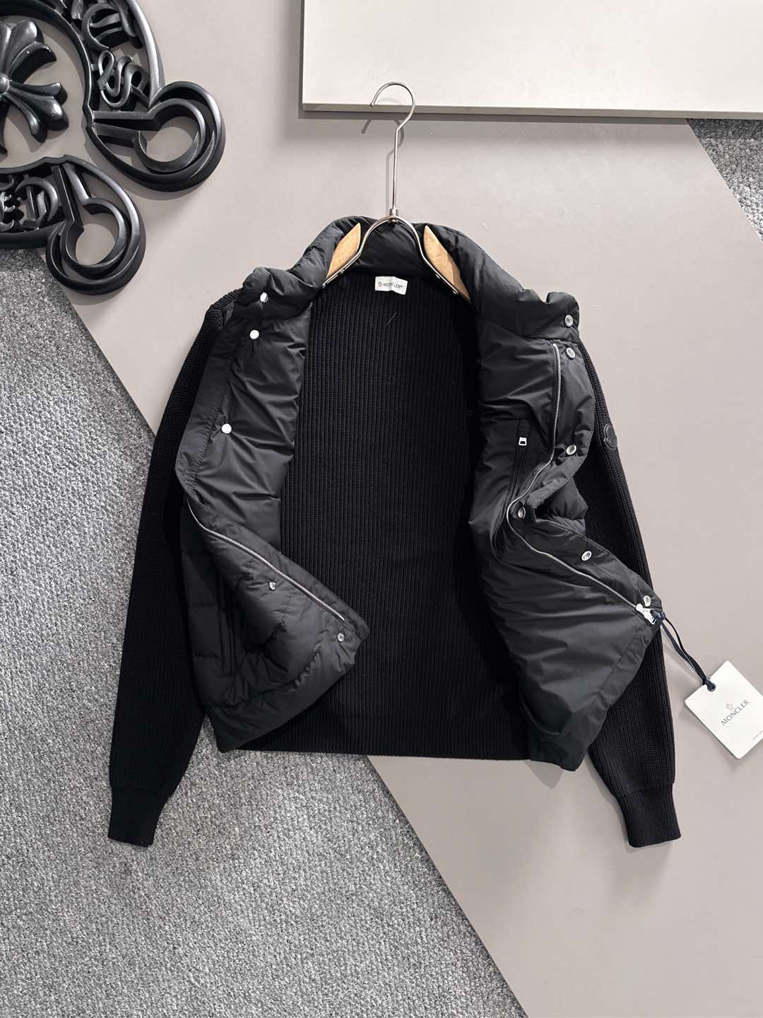 Moncler 蒙口 2025年秋冬新款羽绒服，针织拼接羽绒服采用新国标95白鸭绒，秋冬新品内搭神器！在