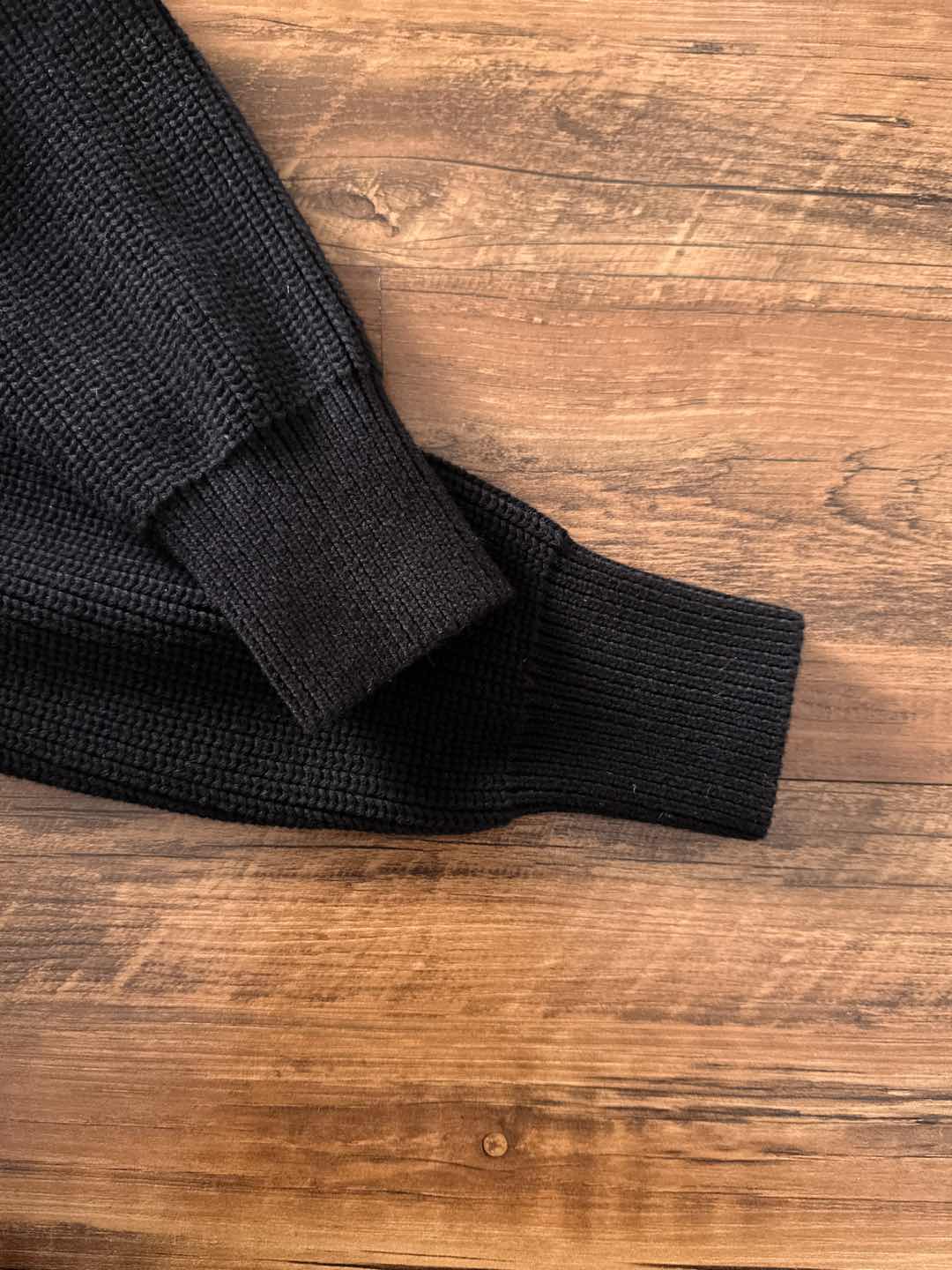 Moncler 蒙口 2025年秋冬新款羽绒服，针织拼接羽绒服采用新国标95白鸭绒，秋冬新品内搭神器！在